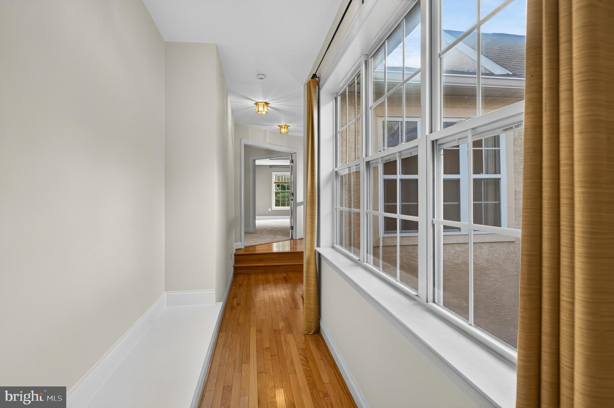 CHERRY CREEK - Residential