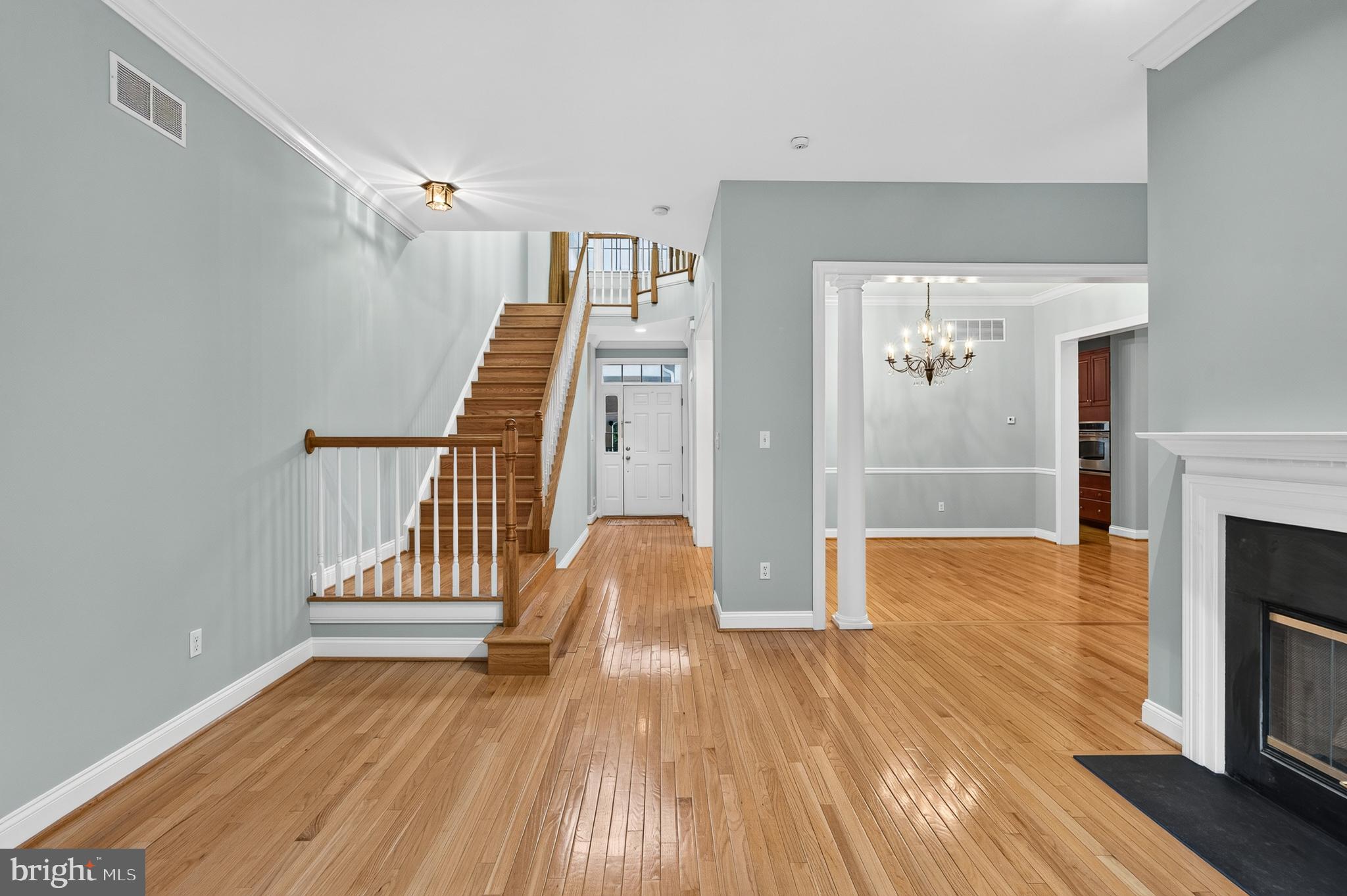 CHERRY CREEK - Residential