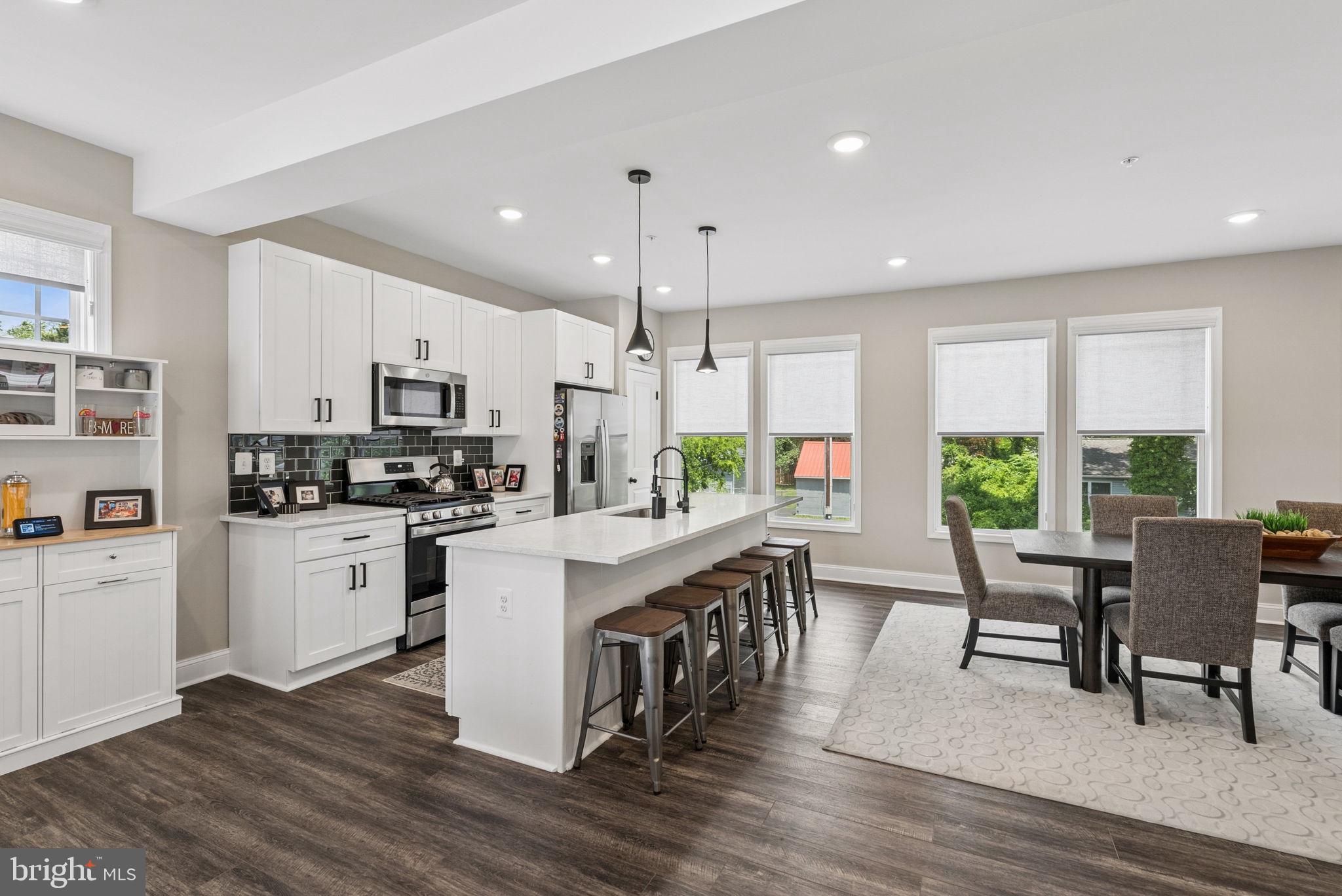 ROSEDALE - Residential