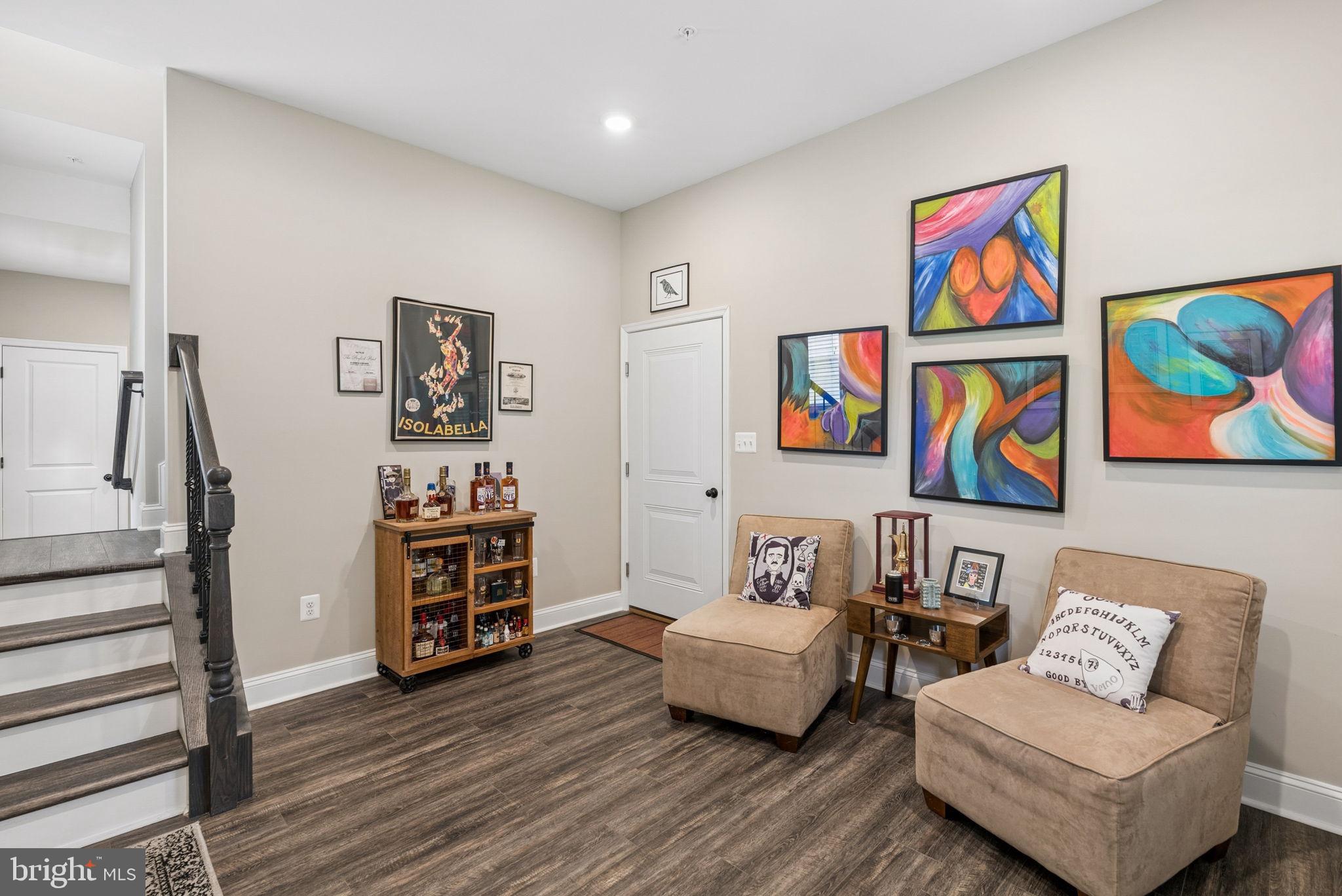 ROSEDALE - Residential