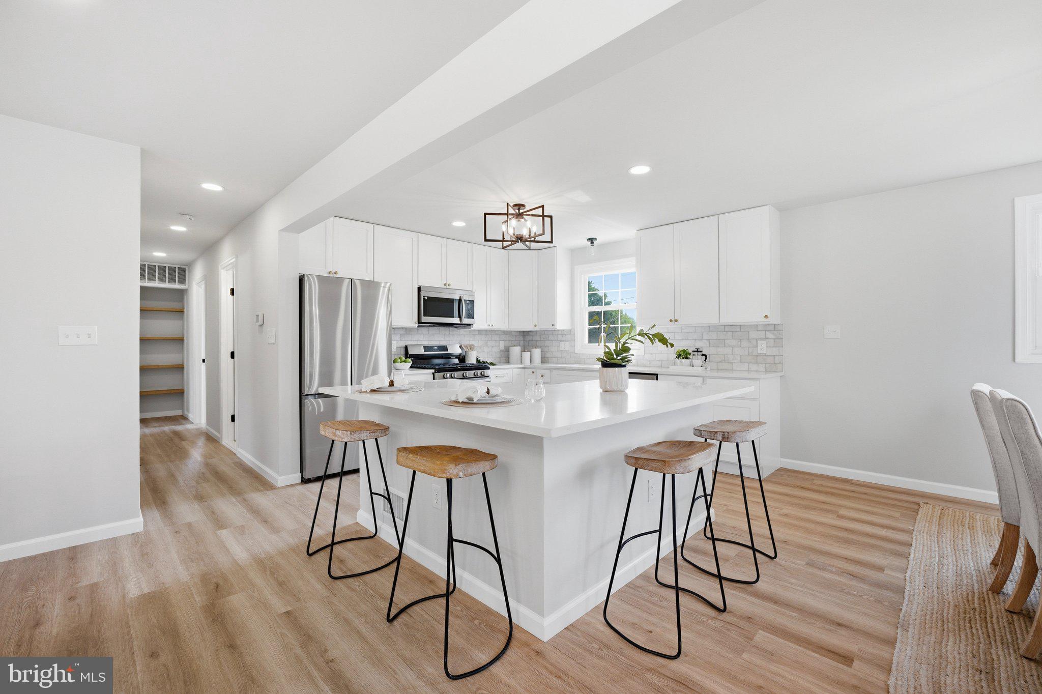 MEADOWLAND - Residential