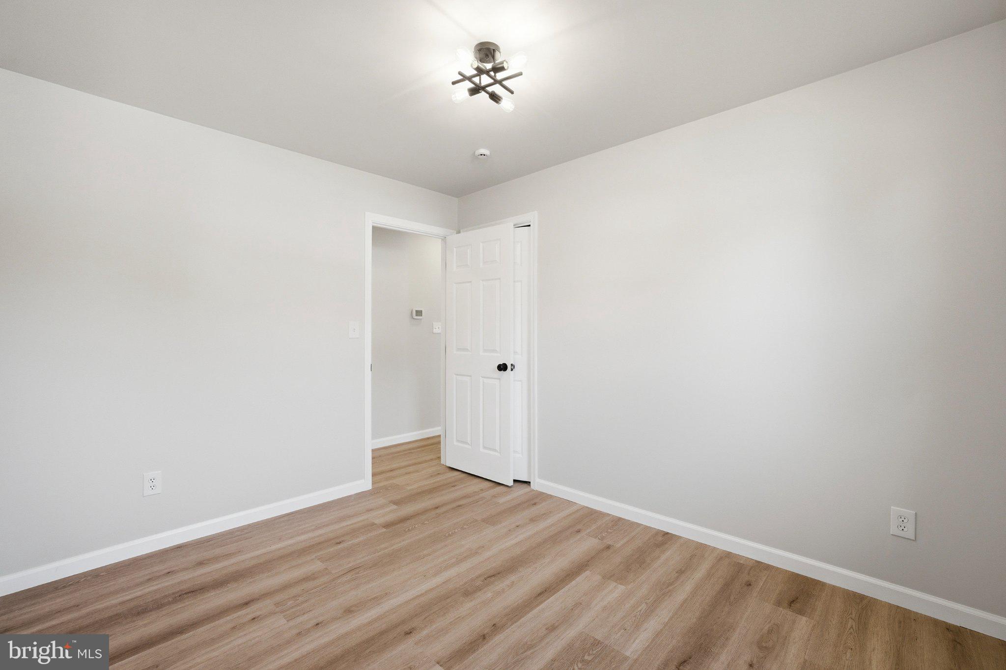 MEADOWLAND - Residential