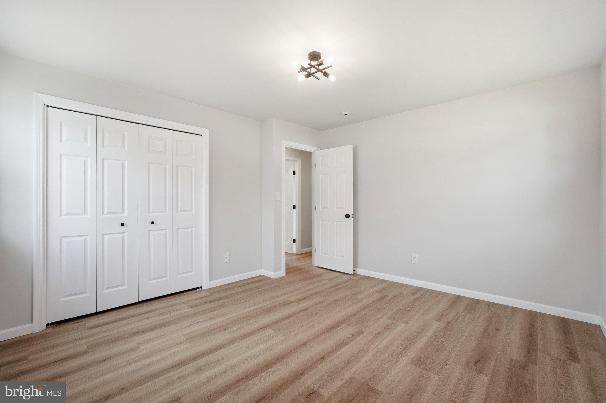 MEADOWLAND - Residential