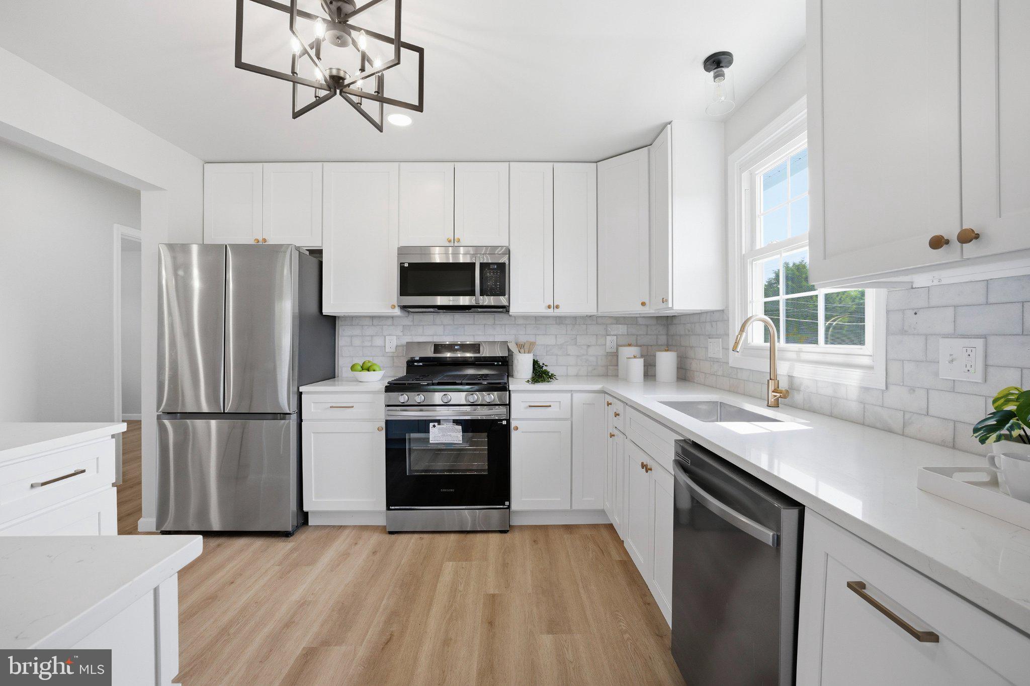 MEADOWLAND - Residential