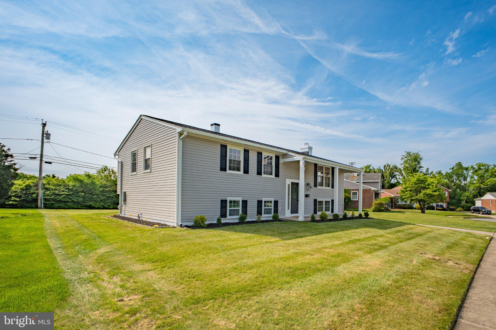 MEADOWLAND - Residential
