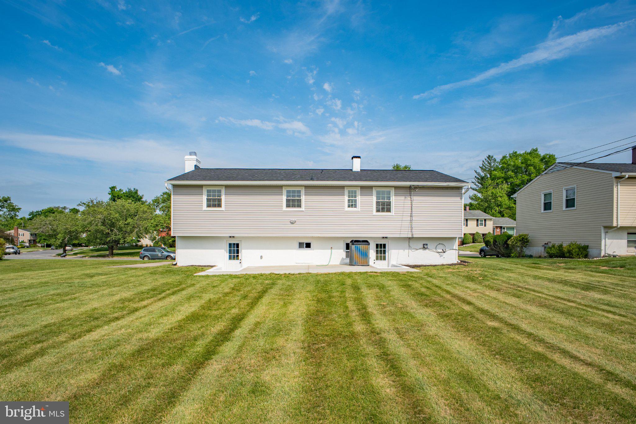 MEADOWLAND - Residential