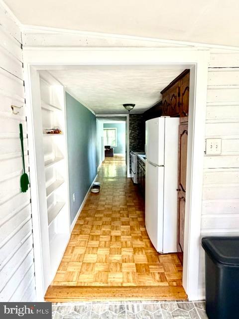 SOCIAL ISLAND CIRCLE - Residential