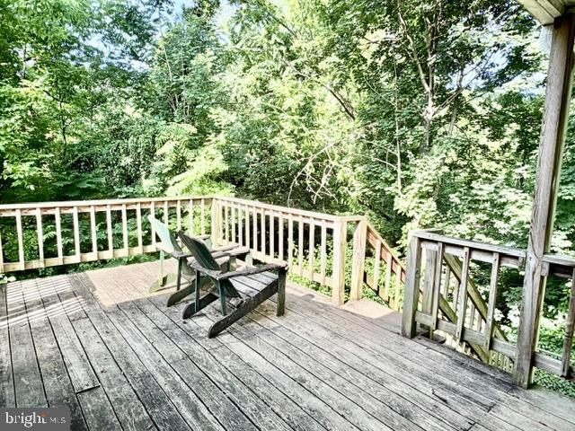 SOCIAL ISLAND CIRCLE - Residential