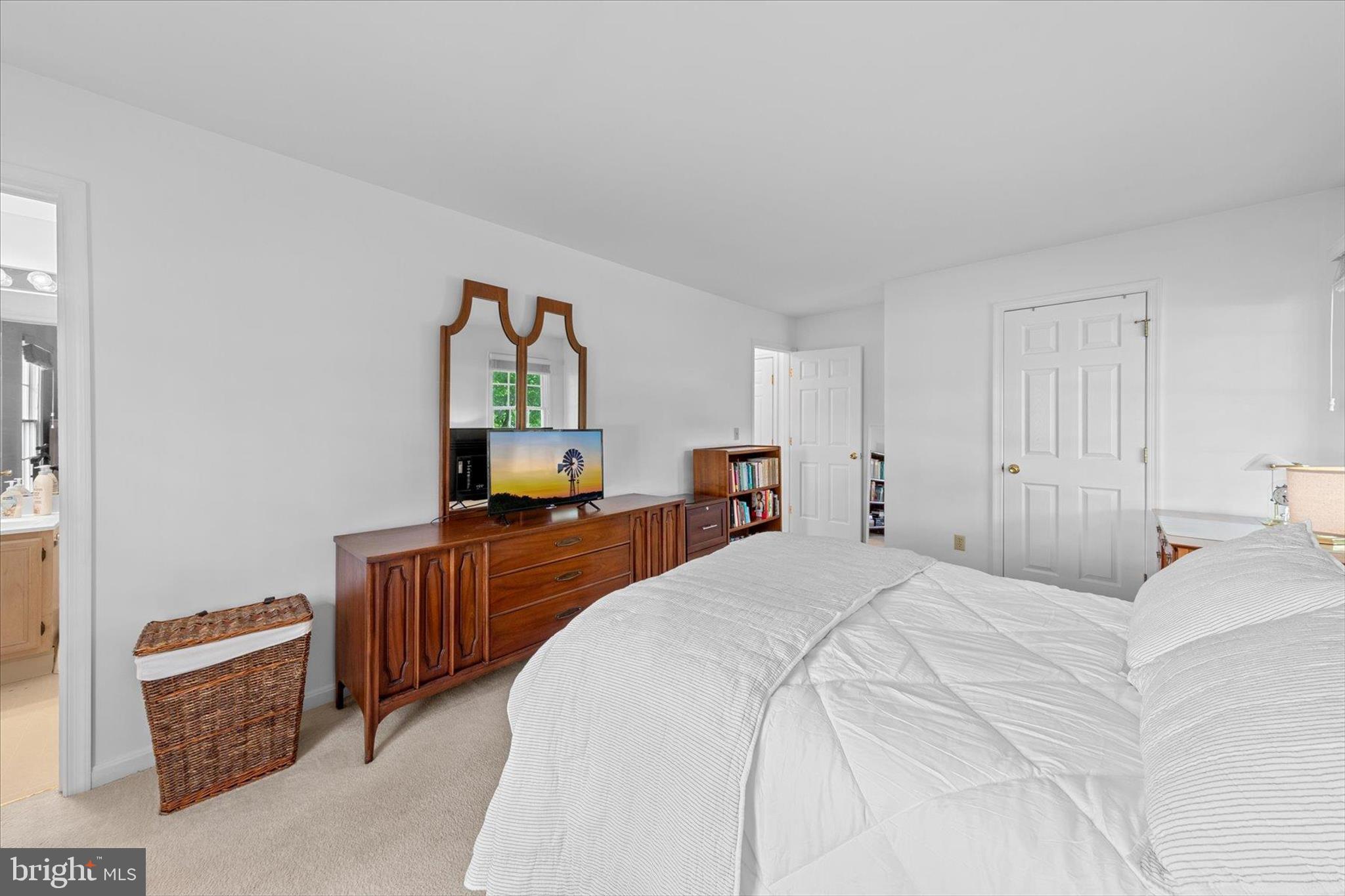 THE FLYWAY - Residential