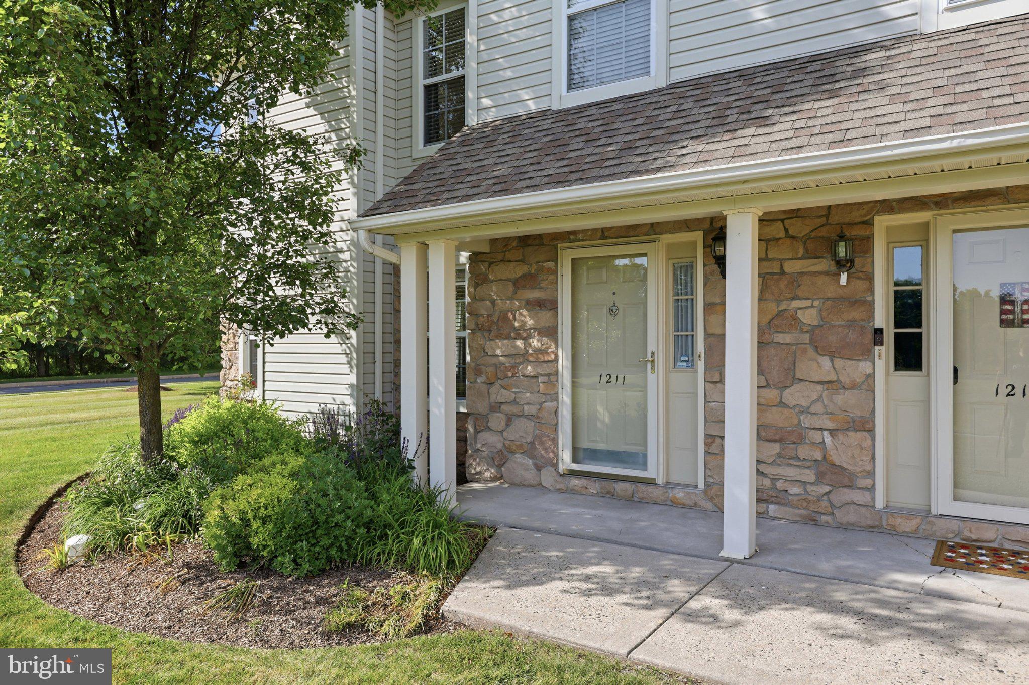 WILLOW STREAM - Residential
