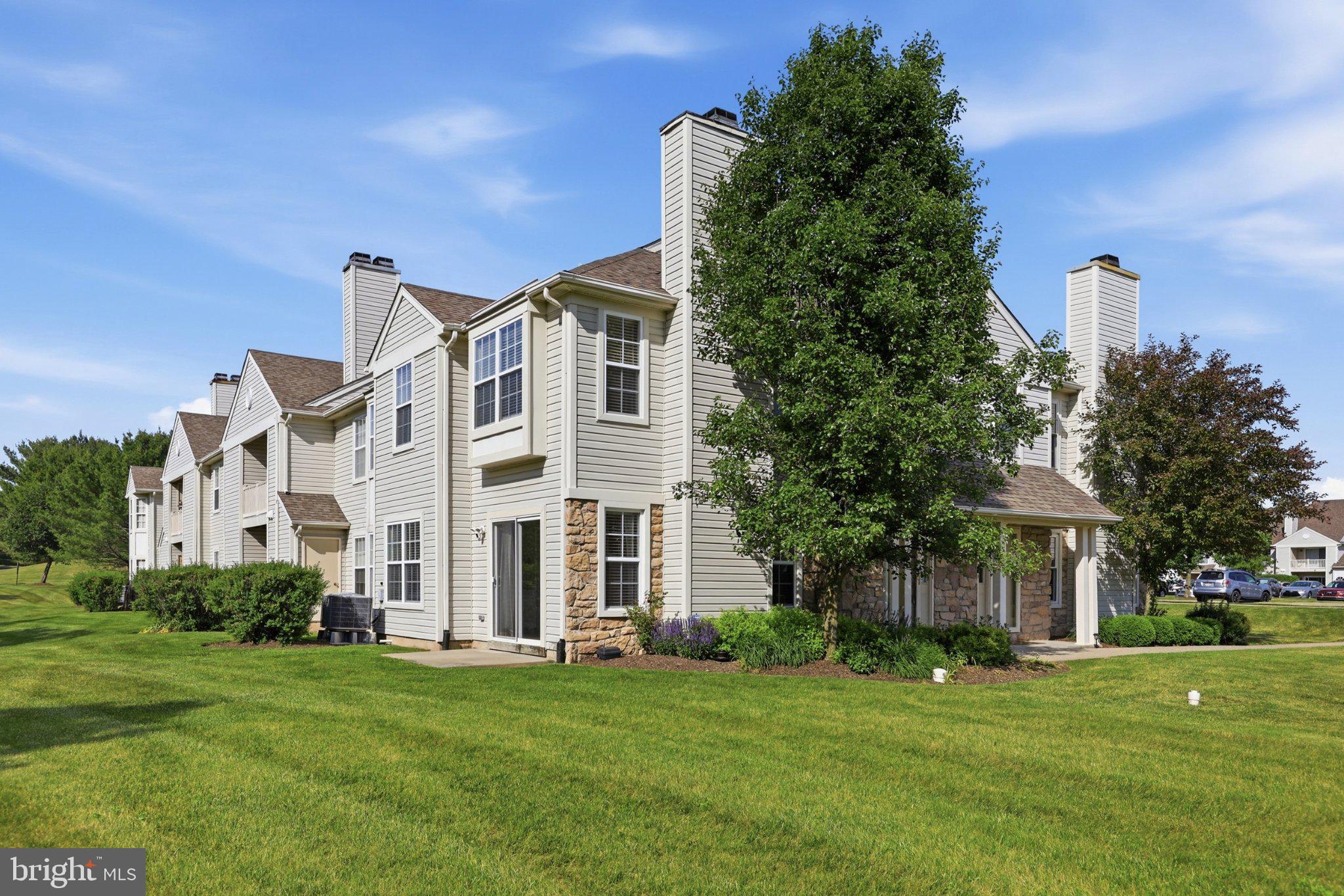 WILLOW STREAM - Residential