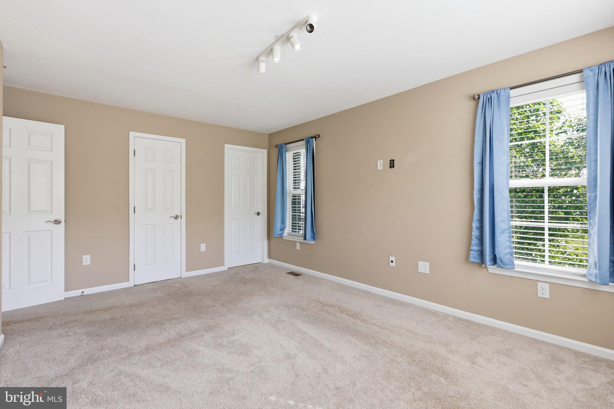 WILLOW STREAM - Residential