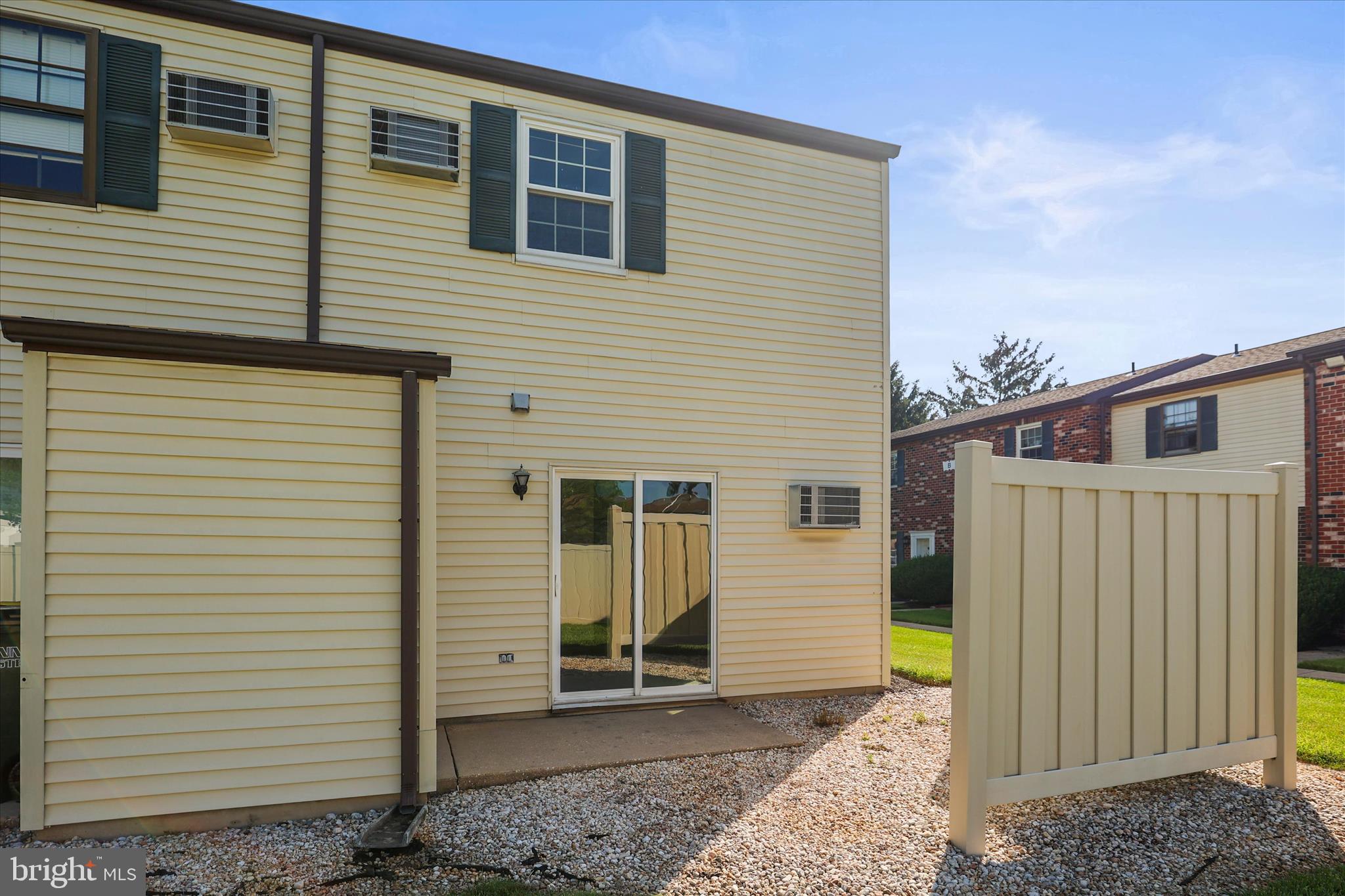 WESTGATE MANOR - Residential