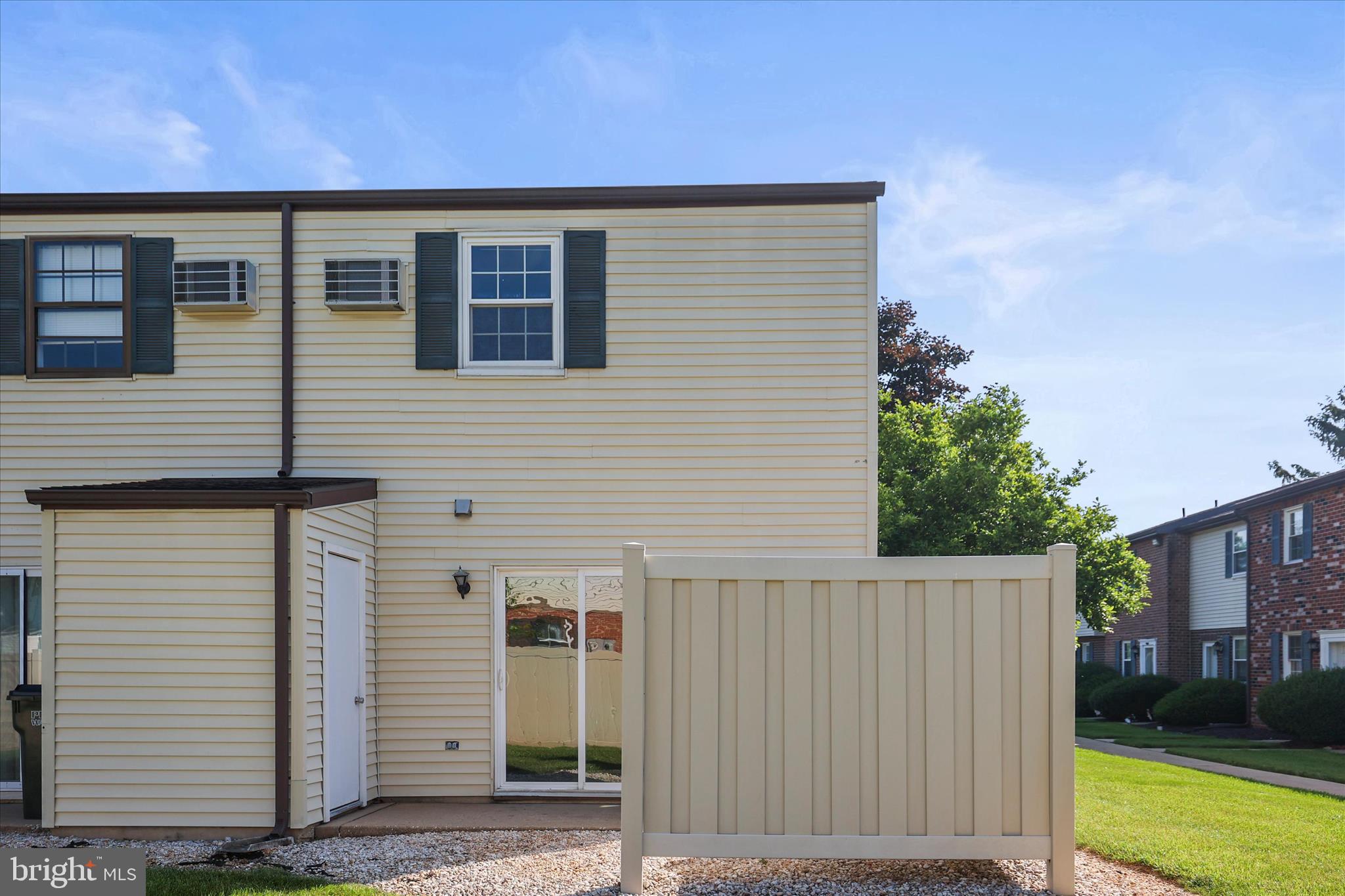 WESTGATE MANOR - Residential