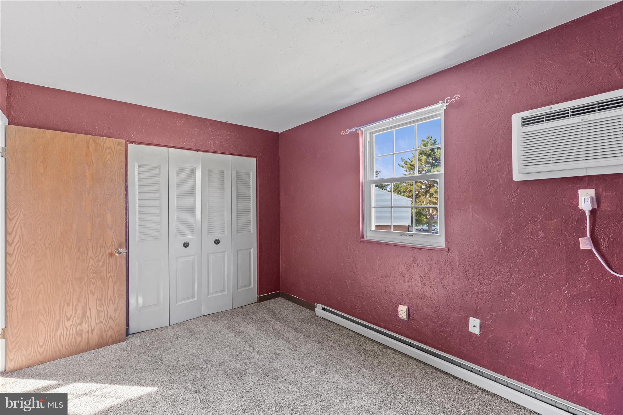 WESTGATE MANOR - Residential