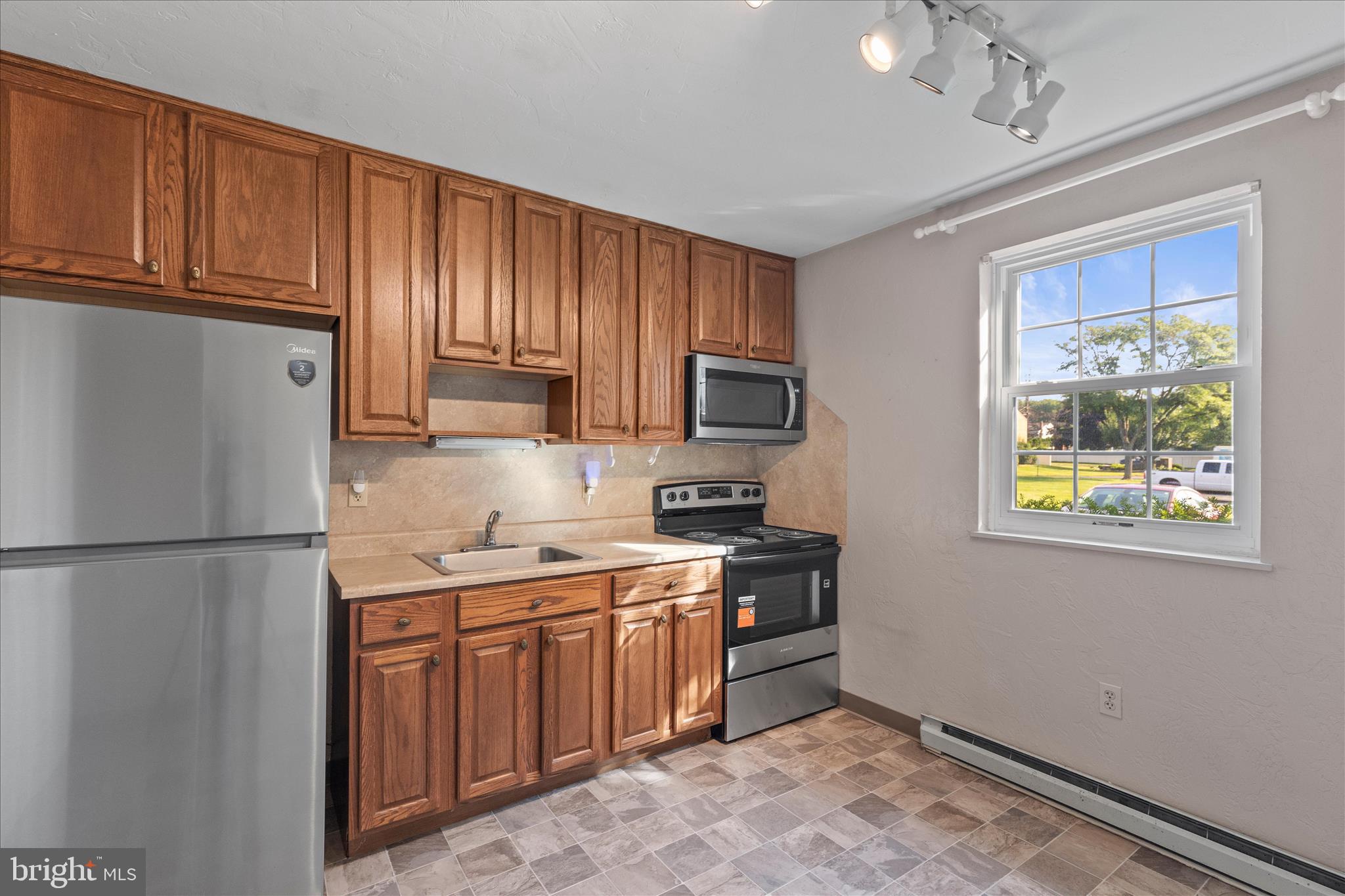 WESTGATE MANOR - Residential