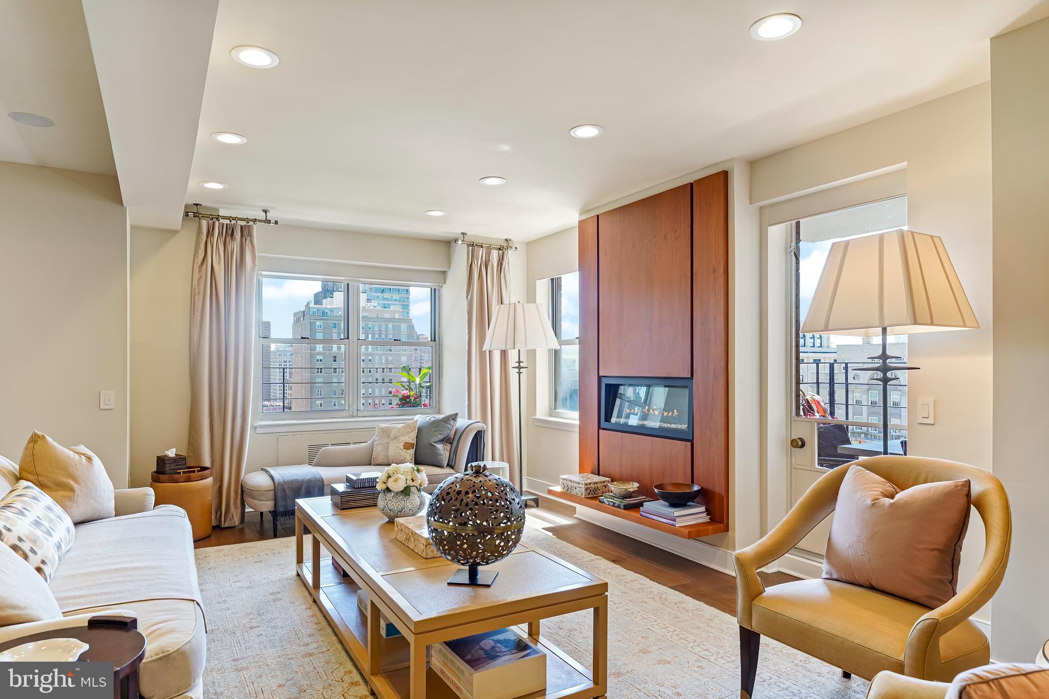 RITTENHOUSE SQUARE - Residential