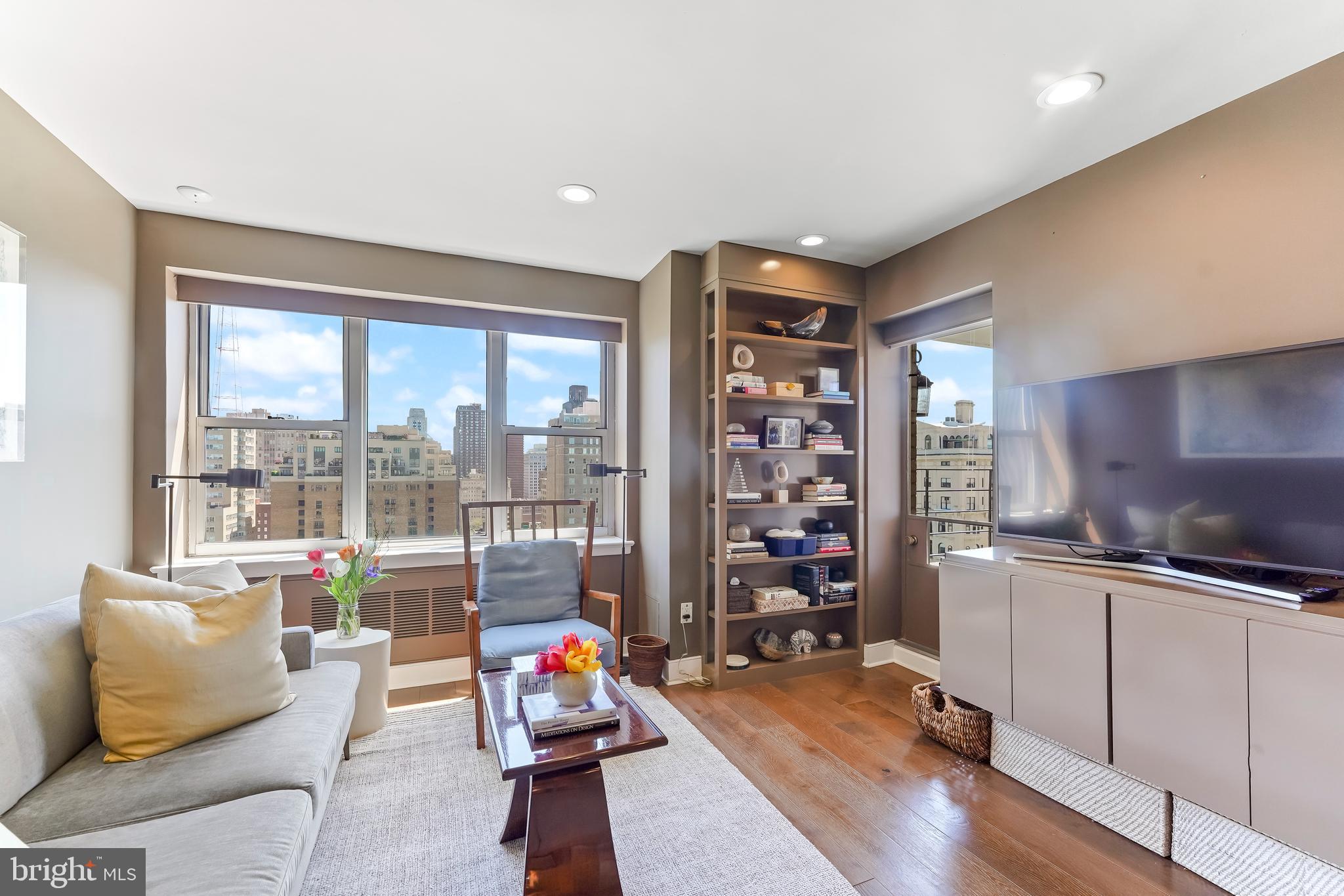 RITTENHOUSE SQUARE - Residential