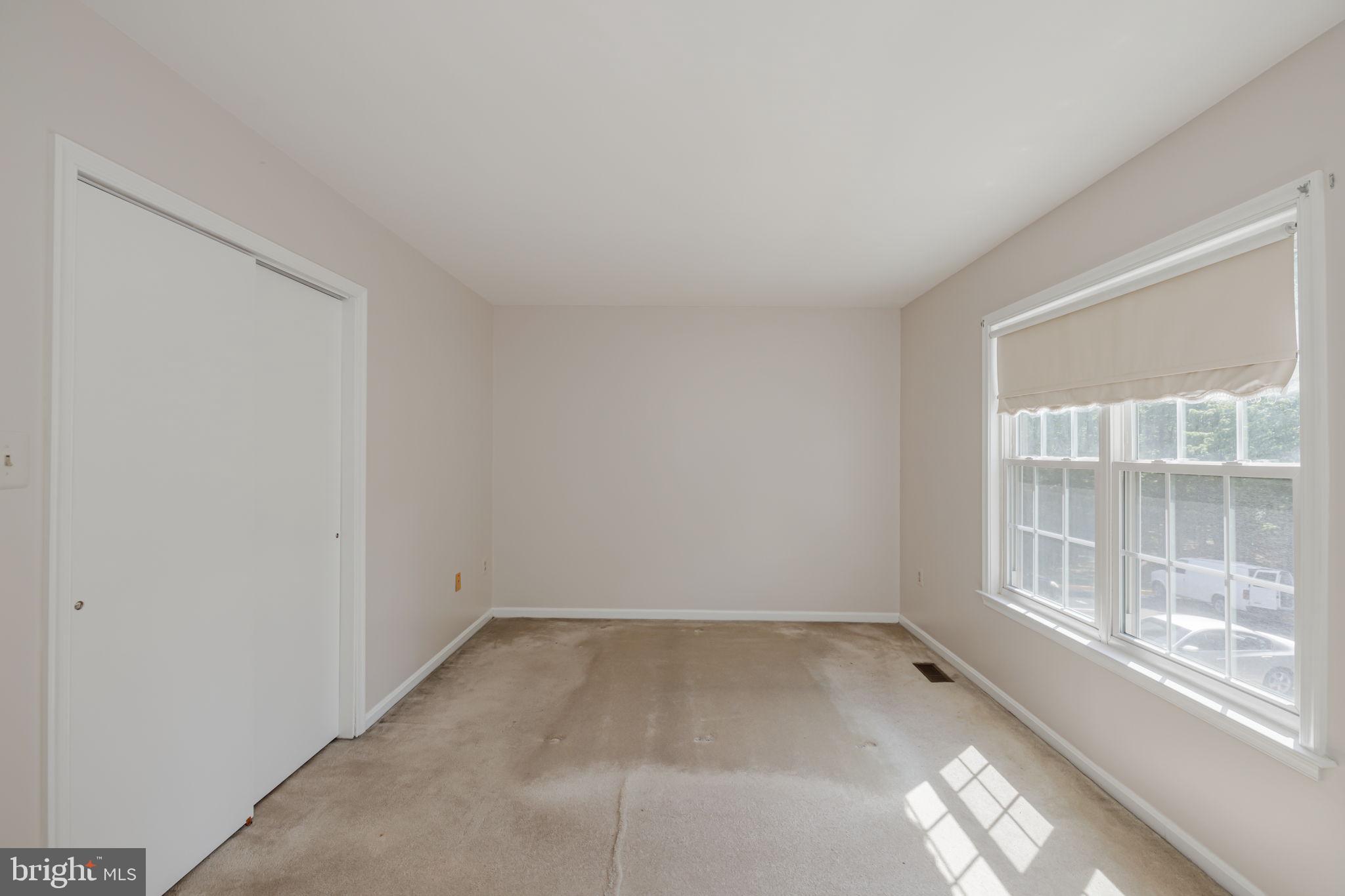 WASHINGTON SQUARE - Residential