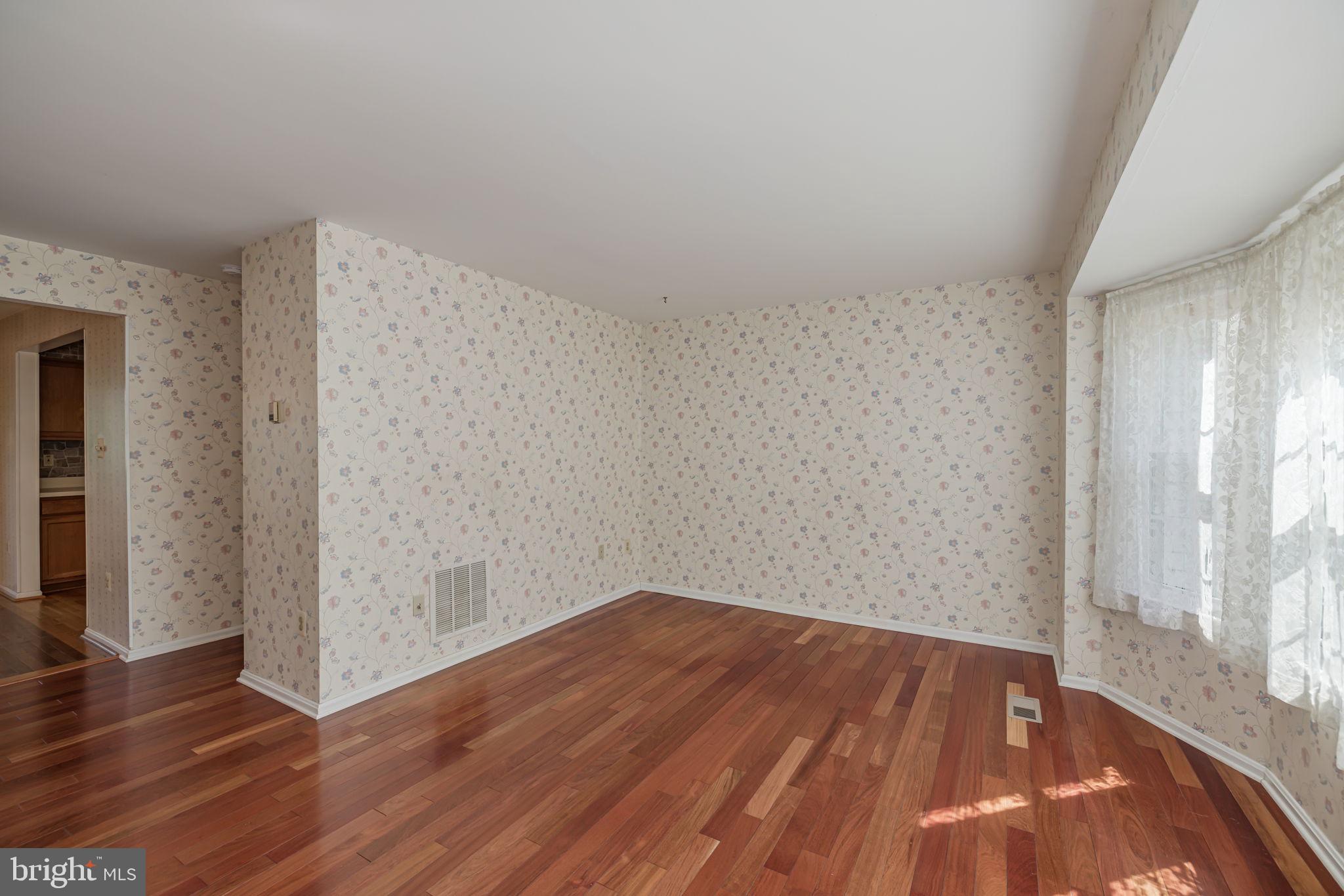 WASHINGTON SQUARE - Residential