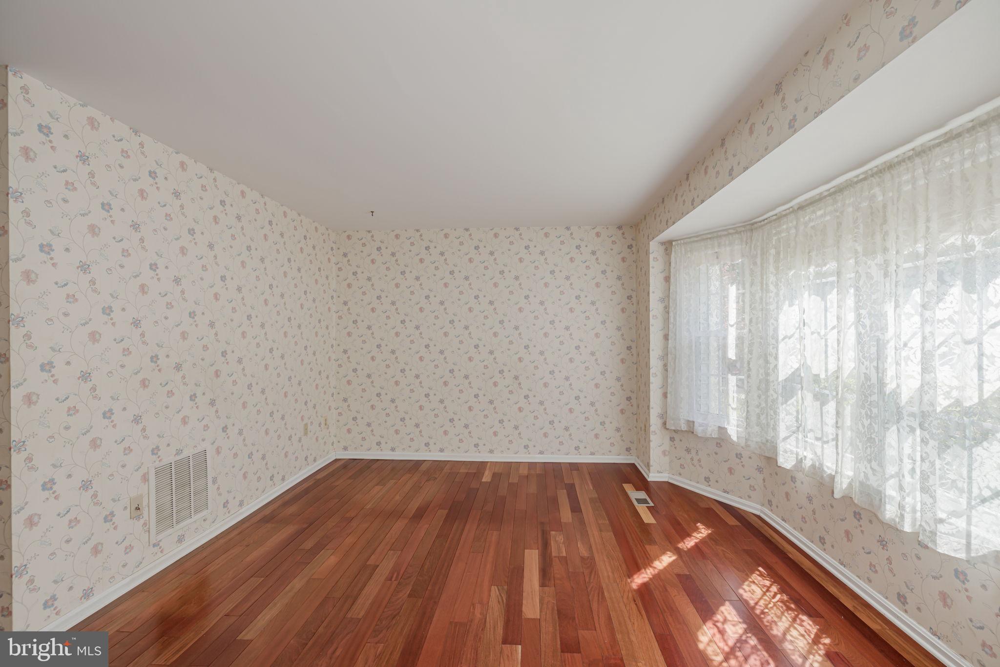 WASHINGTON SQUARE - Residential
