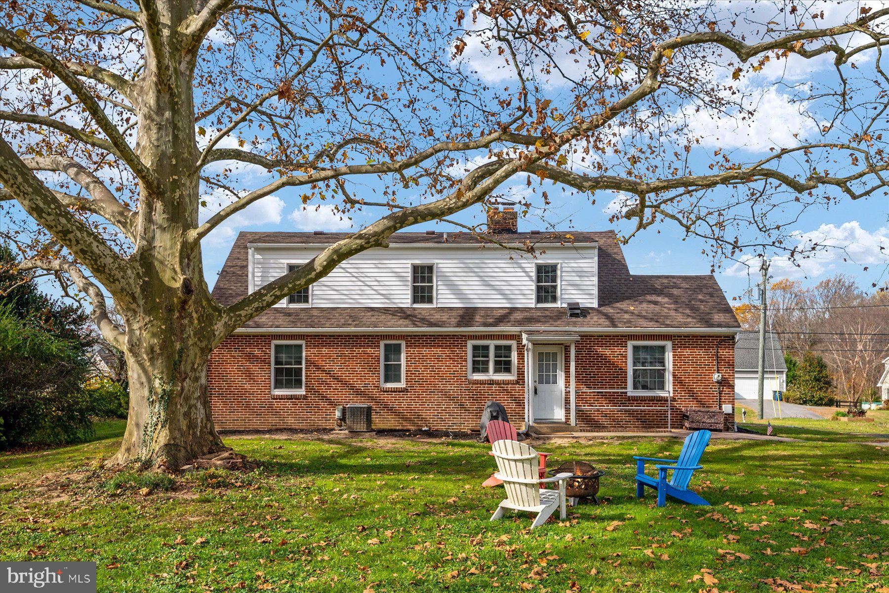 CENTREVILLE HEIGHTS - Residential