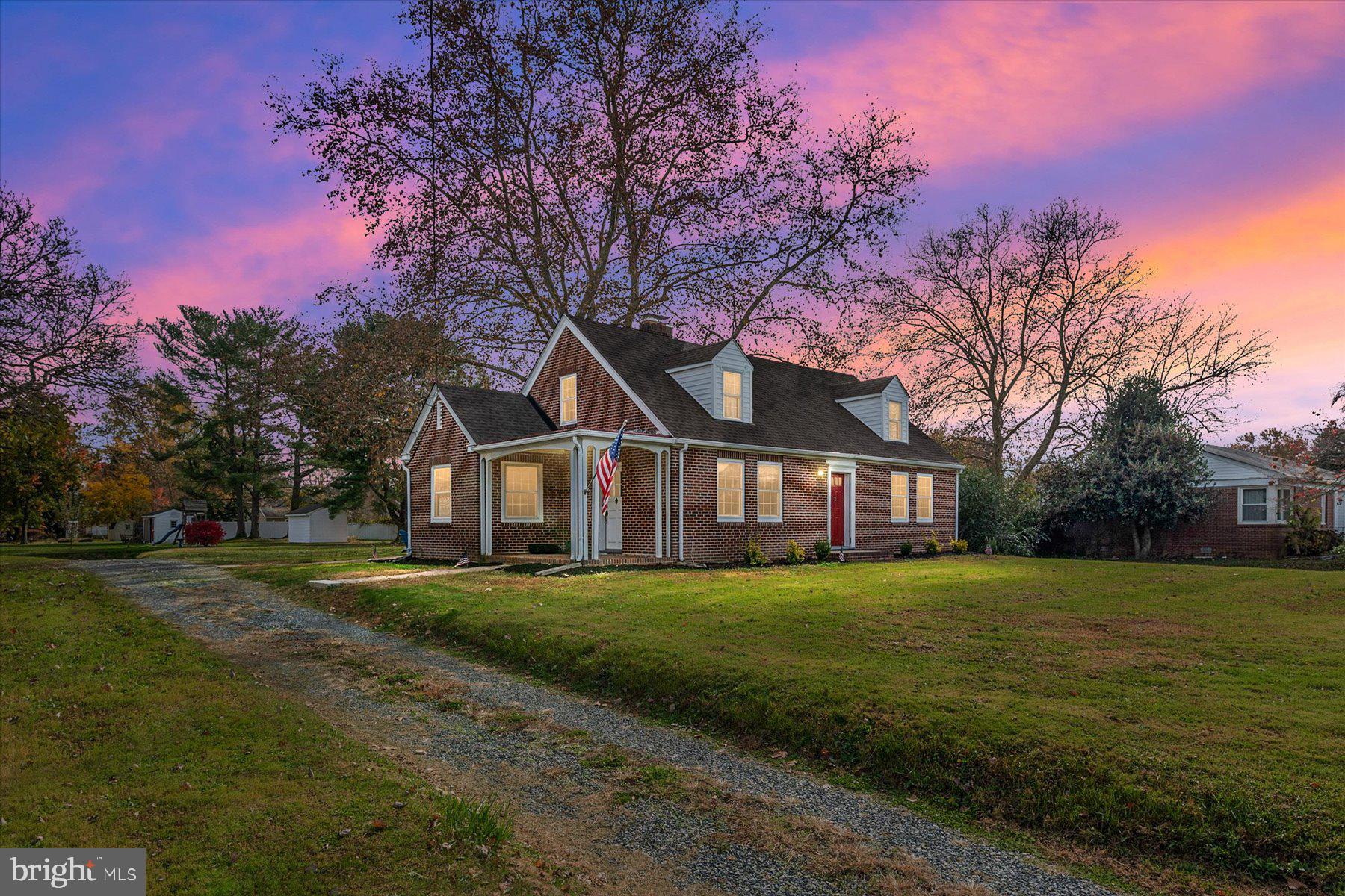 CENTREVILLE HEIGHTS - Residential