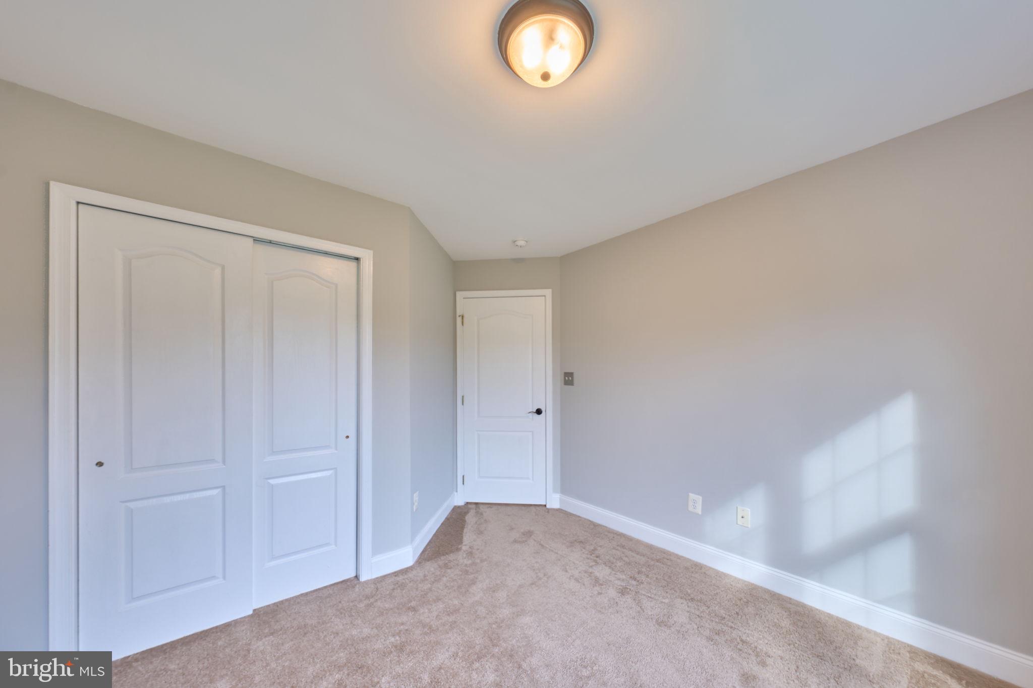 DOMINION VALLEY COUNTRY CLUB - Residential