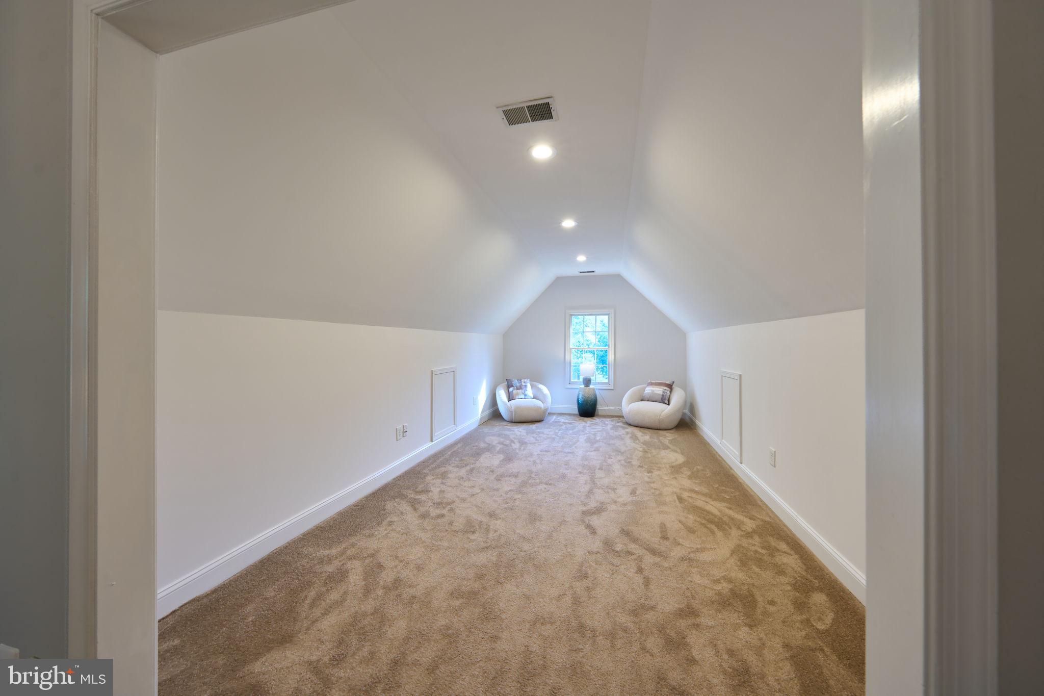 DOMINION VALLEY COUNTRY CLUB - Residential