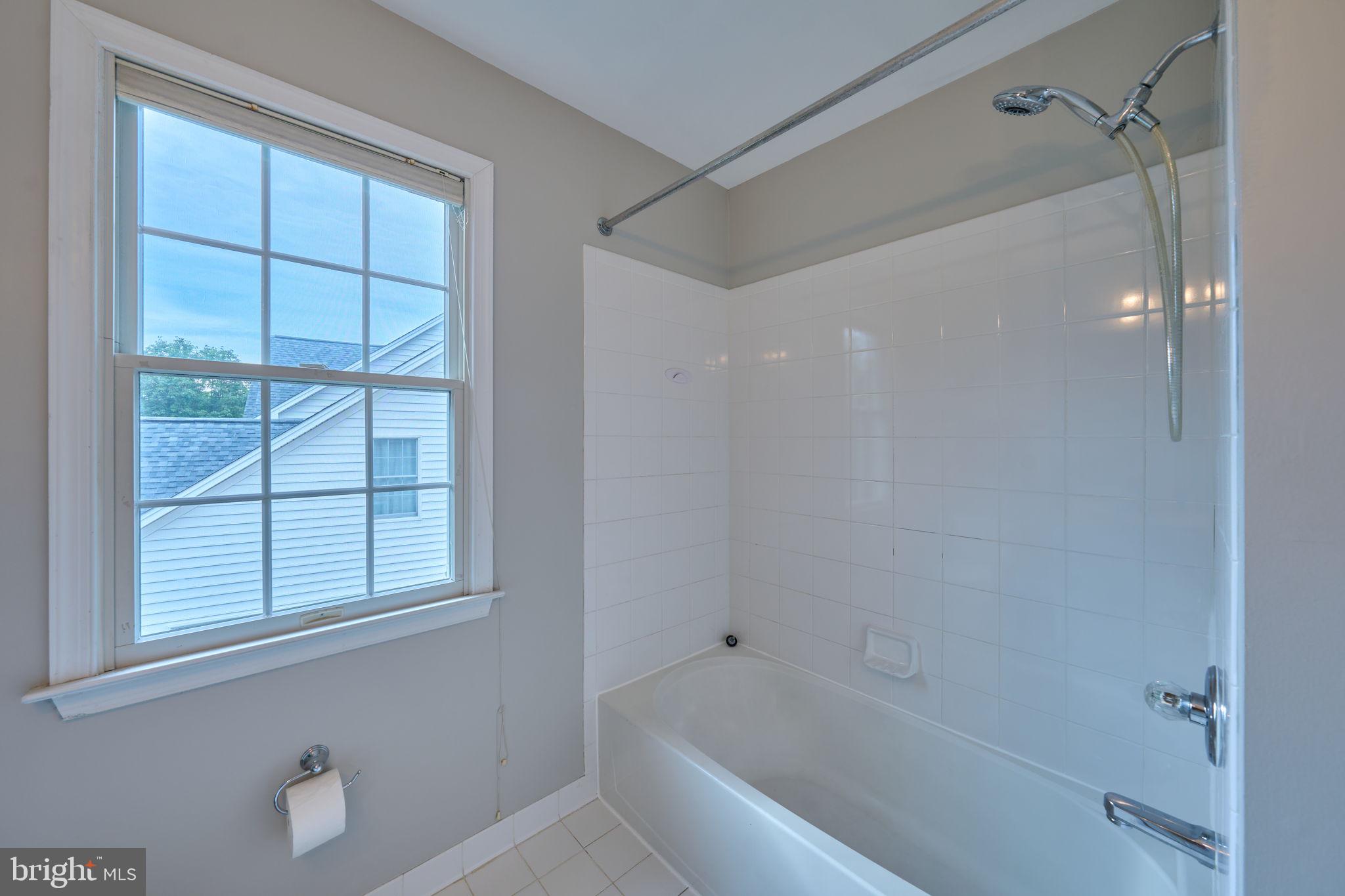 DOMINION VALLEY COUNTRY CLUB - Residential