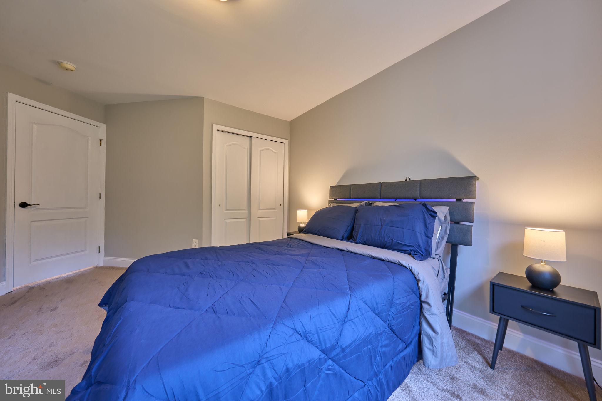 DOMINION VALLEY COUNTRY CLUB - Residential