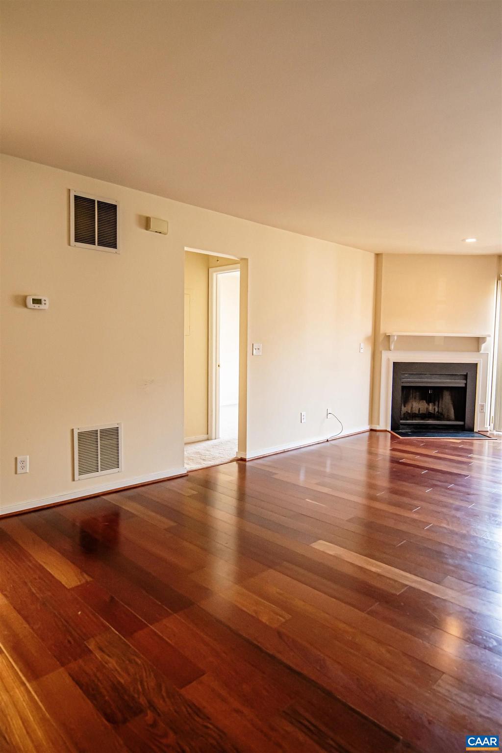 CLIFDEN GREENE - Residential