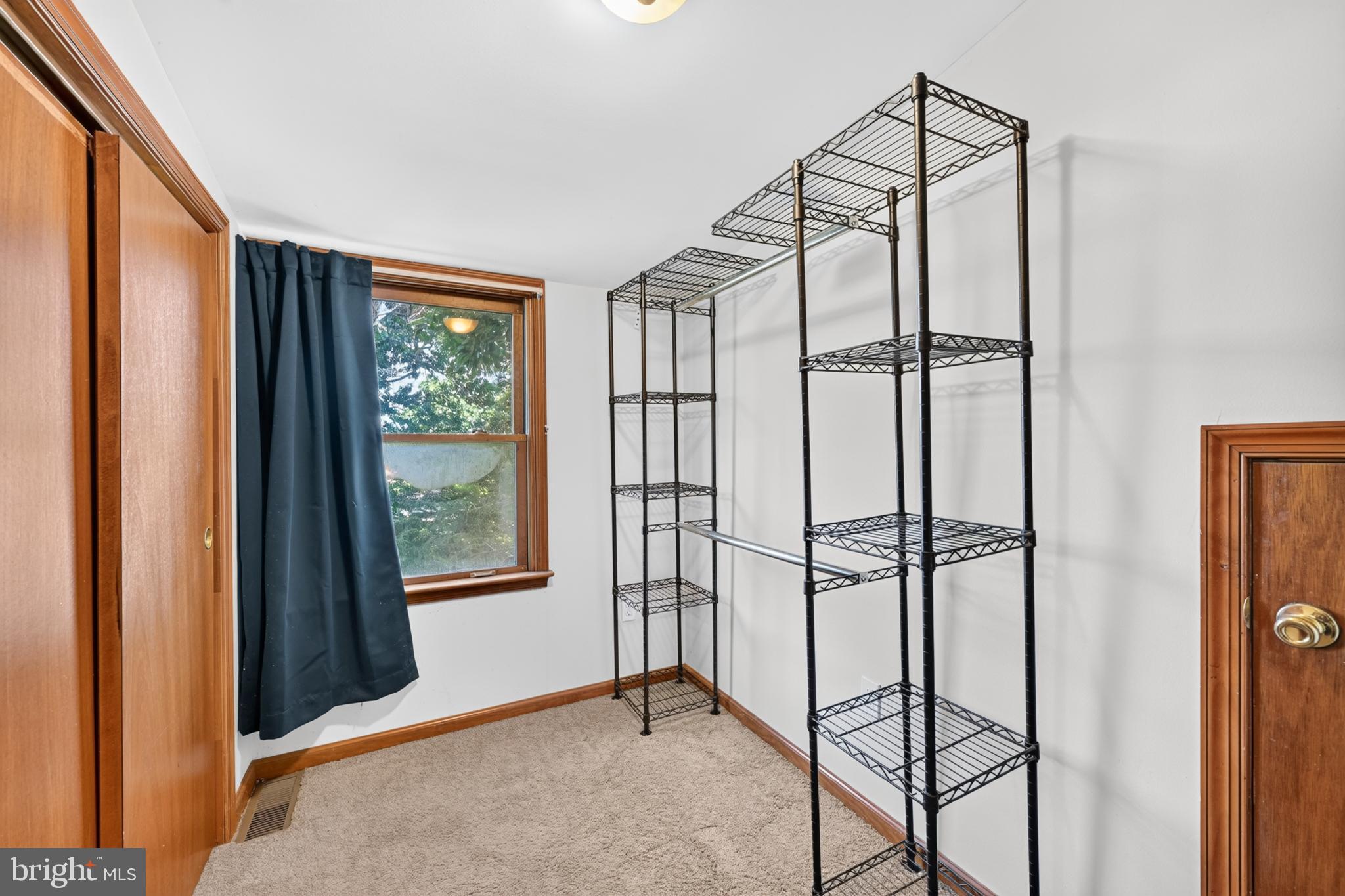 ARDSLEY - Residential