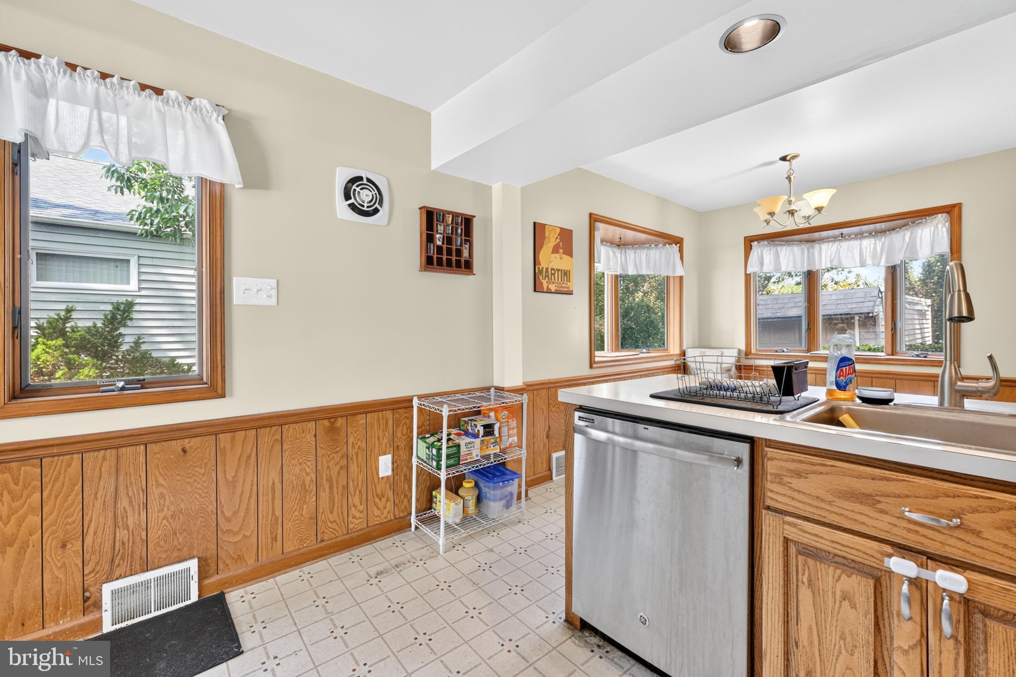 ARDSLEY - Residential