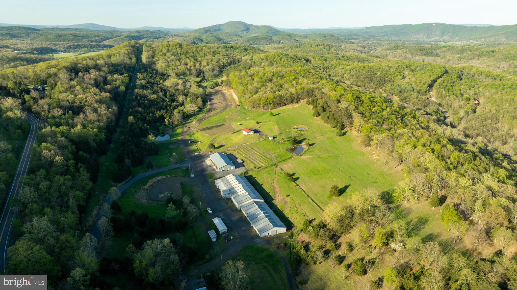CRYSTAL VALLEY RANCHETTES - Farm