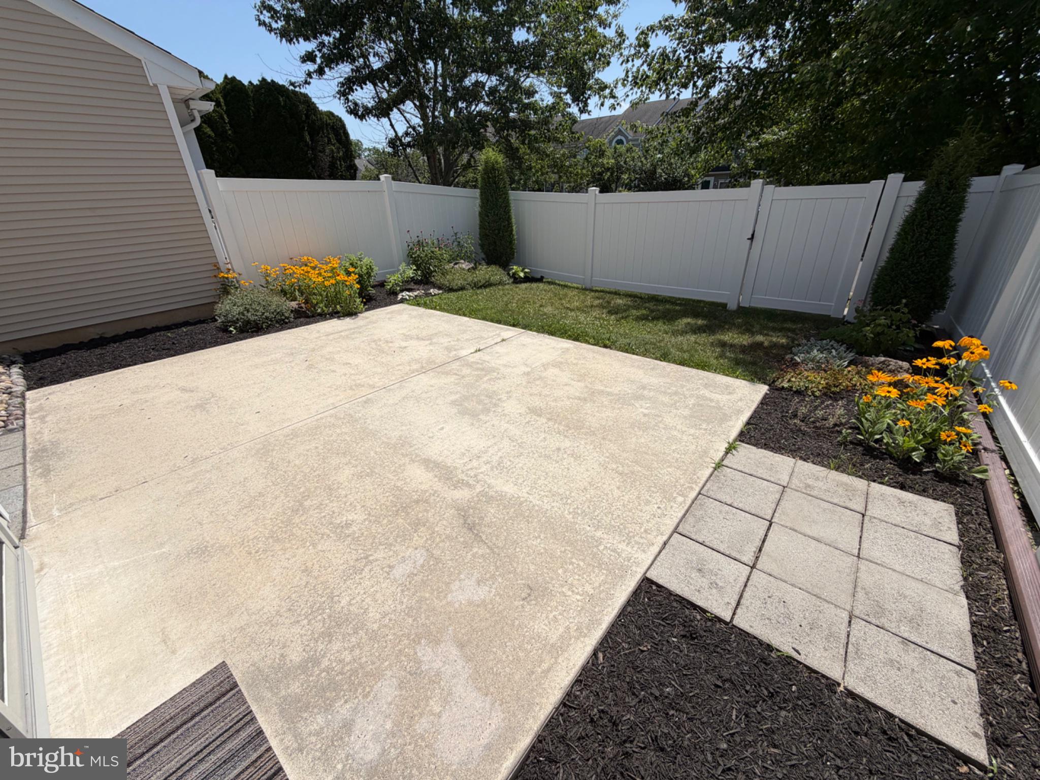NEWTOWN GRANT - Residential