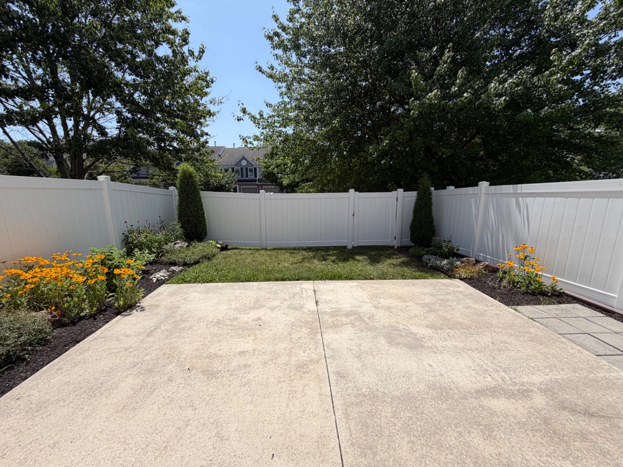 NEWTOWN GRANT - Residential