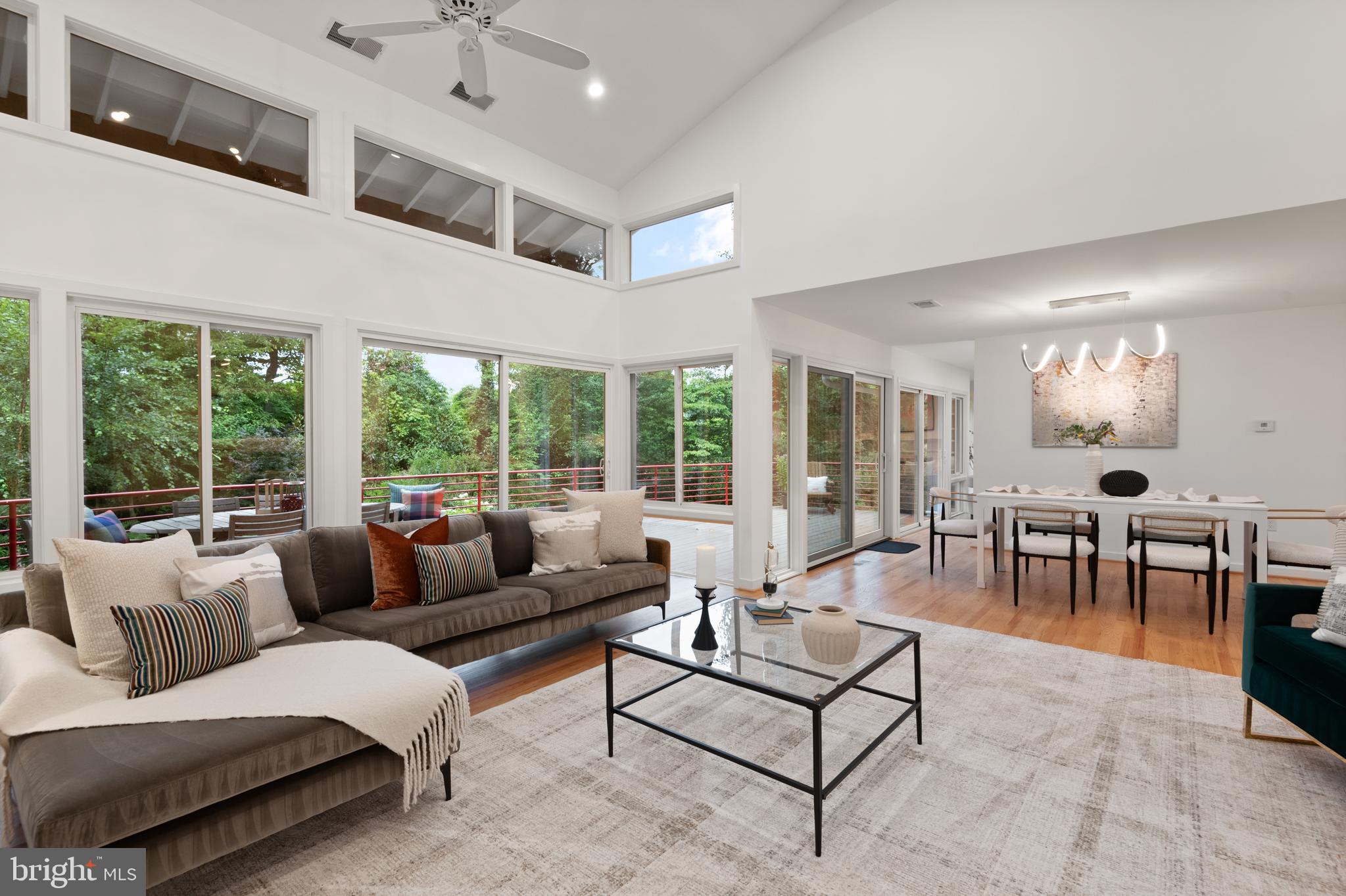 CARDEROCK SPRINGS - Residential