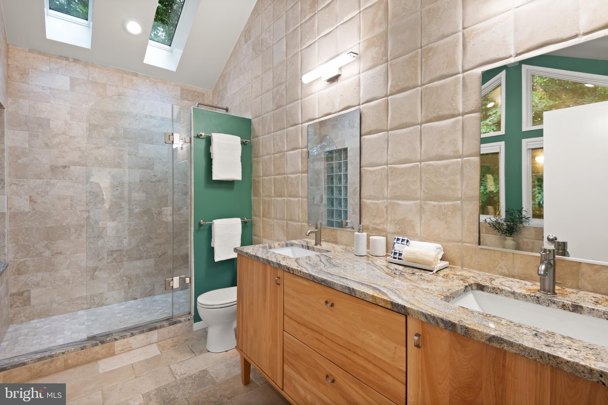 CARDEROCK SPRINGS - Residential