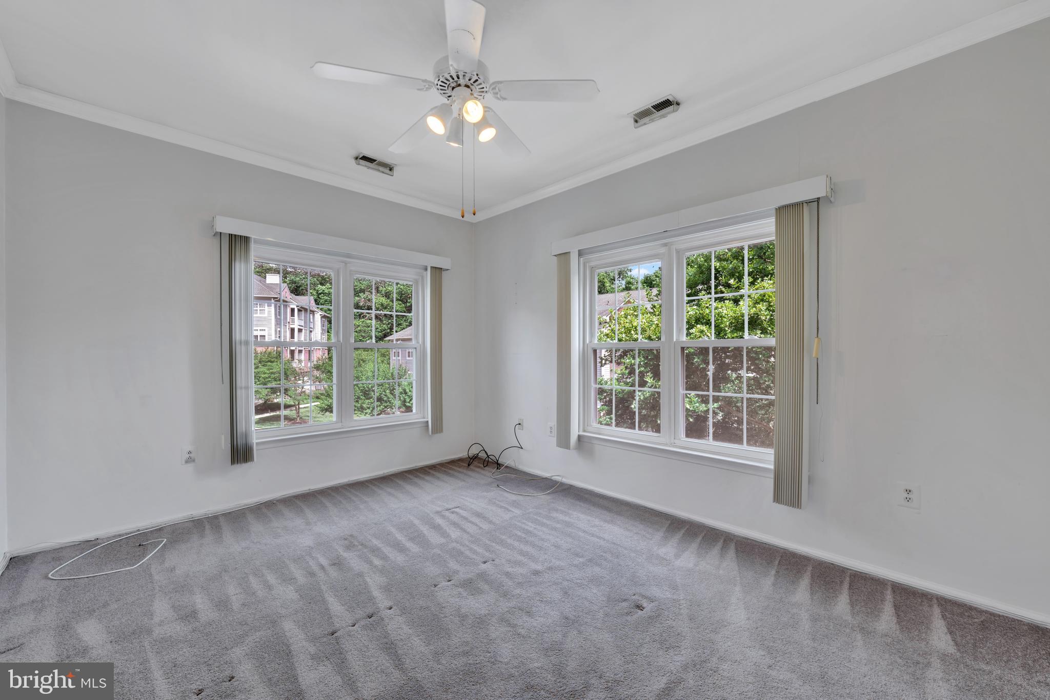 SPRING MILL - Residential