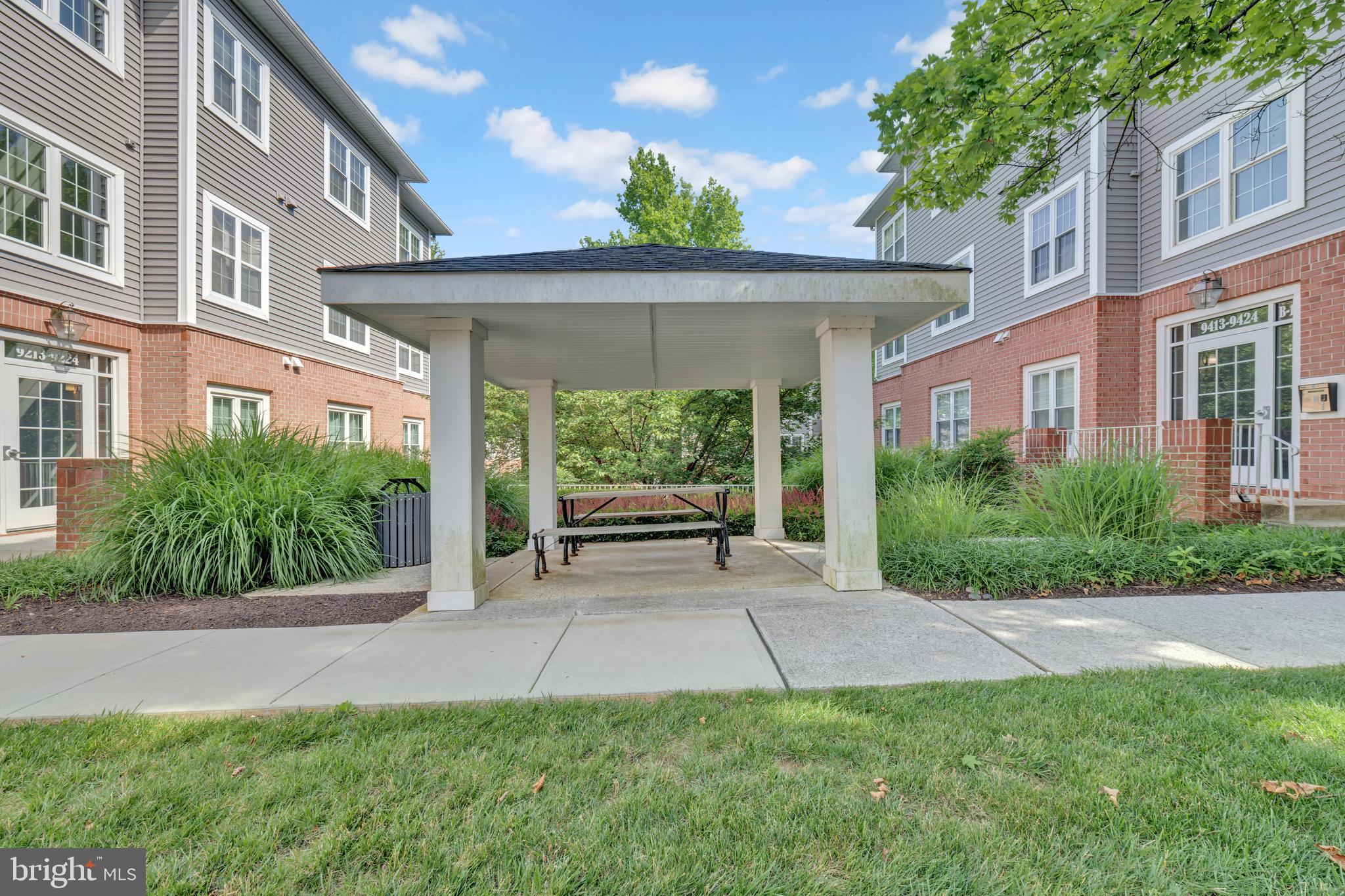 SPRING MILL - Residential