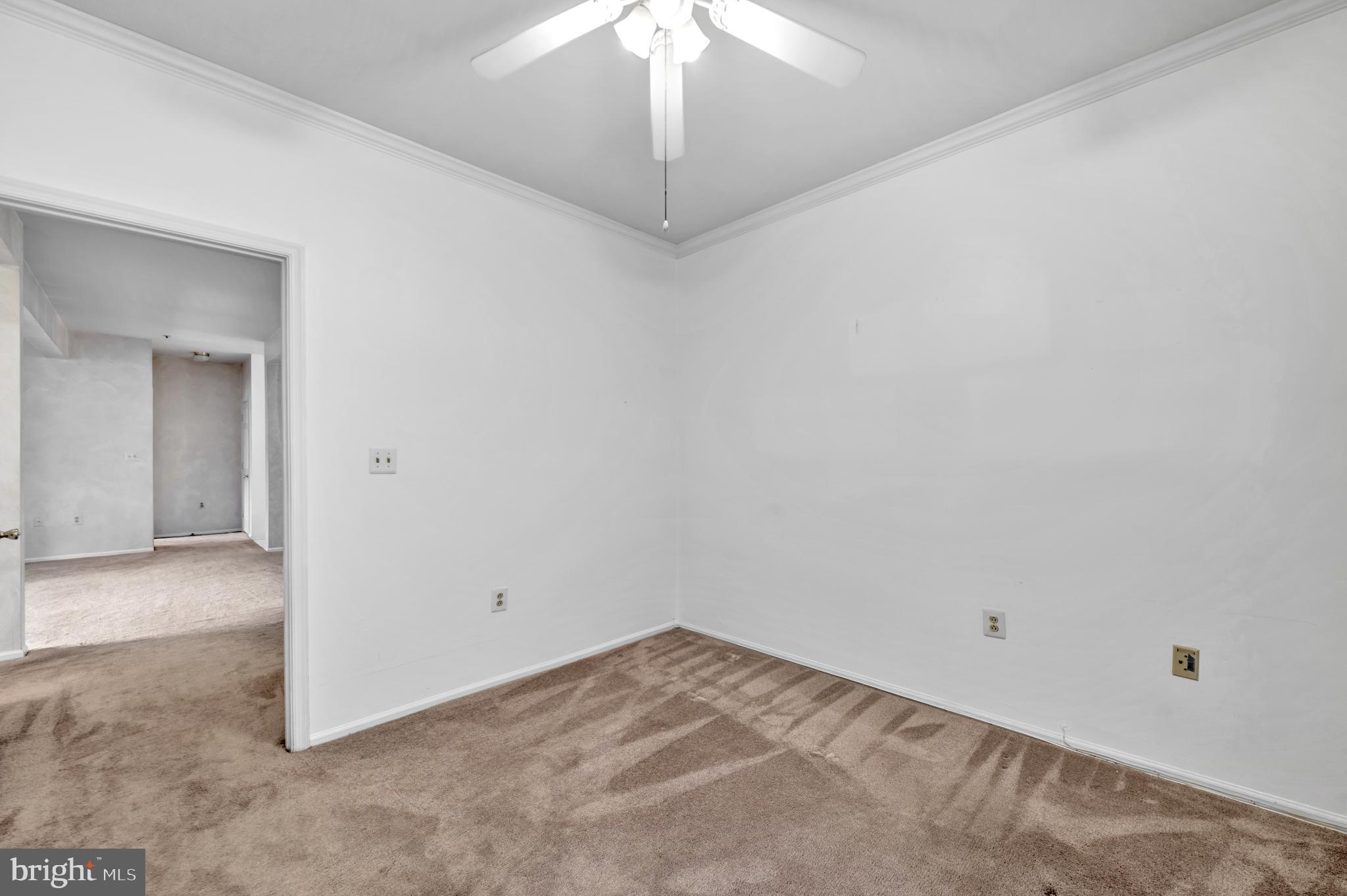 SPRING MILL - Residential