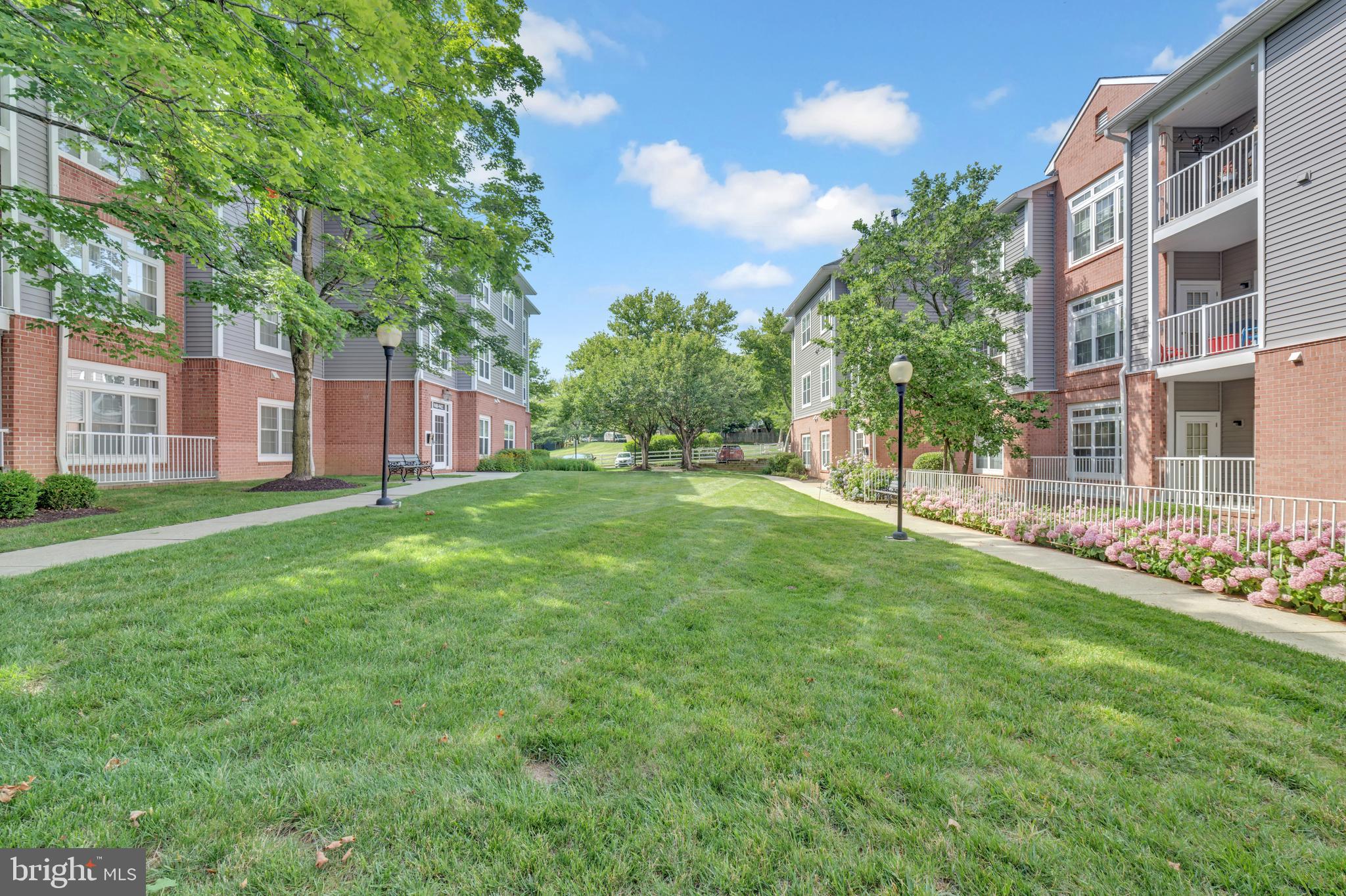SPRING MILL - Residential