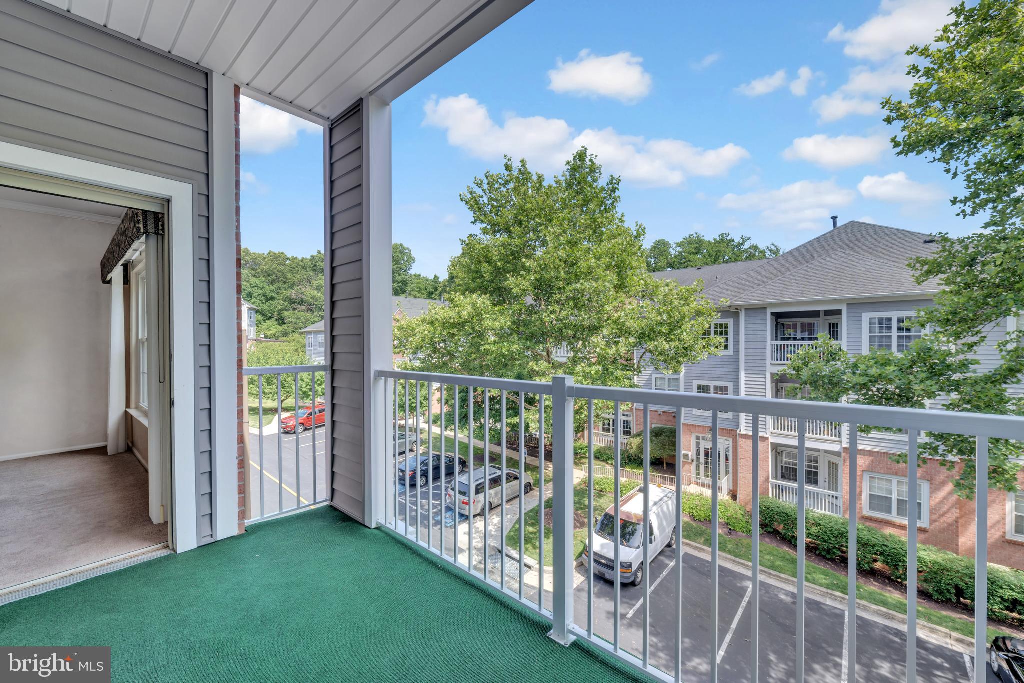 SPRING MILL - Residential