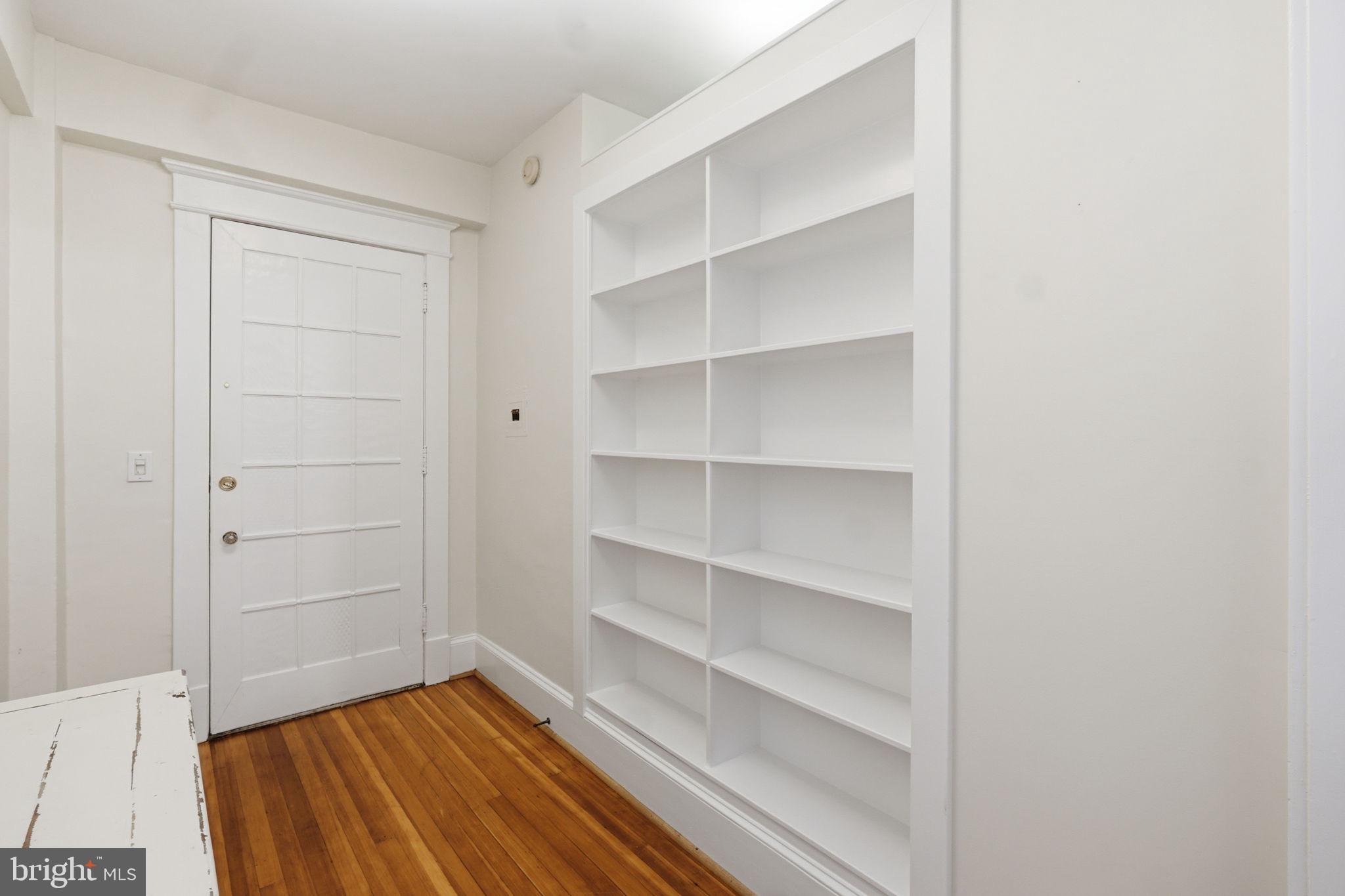 ADAMS MORGAN - Residential