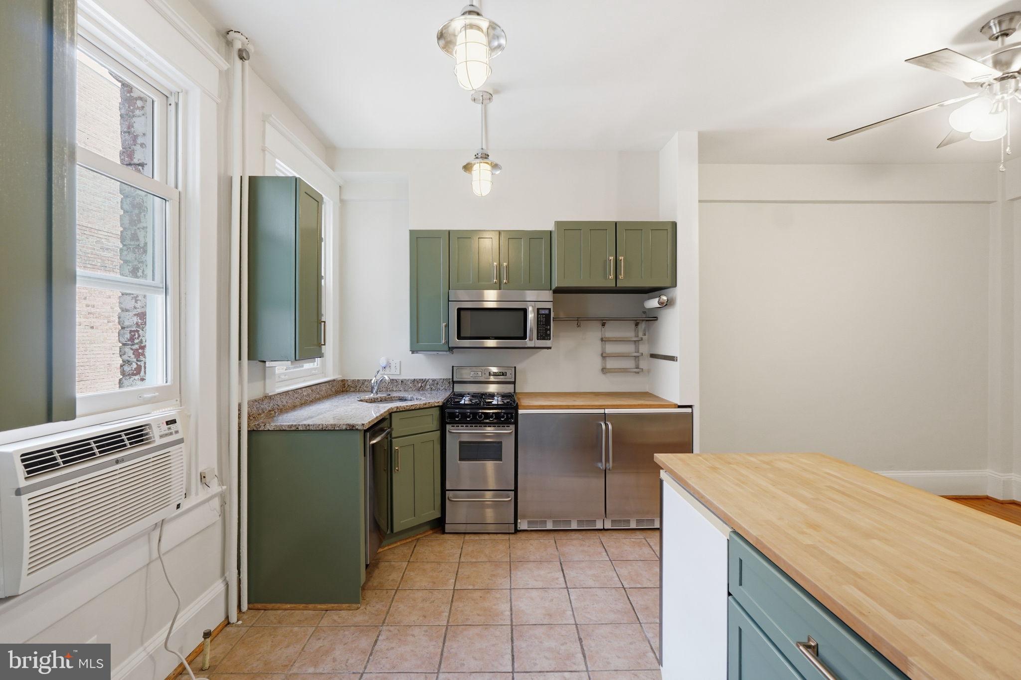 ADAMS MORGAN - Residential