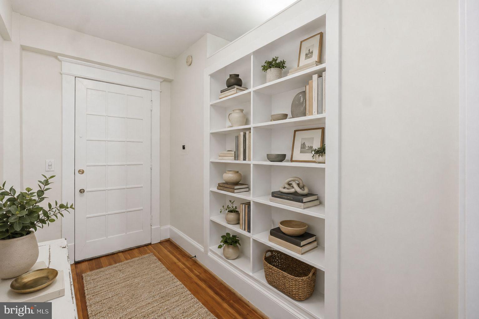 ADAMS MORGAN - Residential