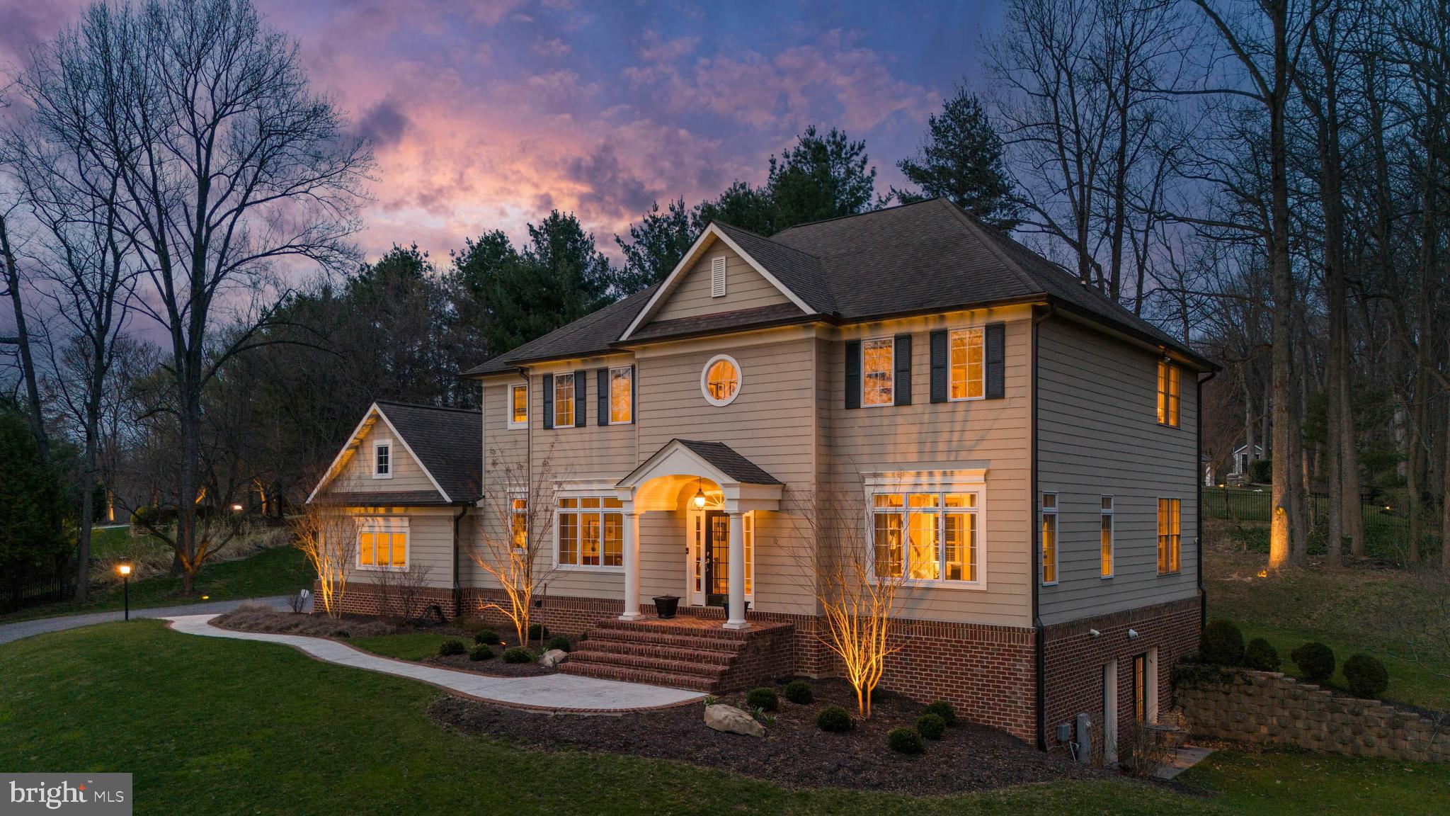 HILLSYDE HUNT - Residential
