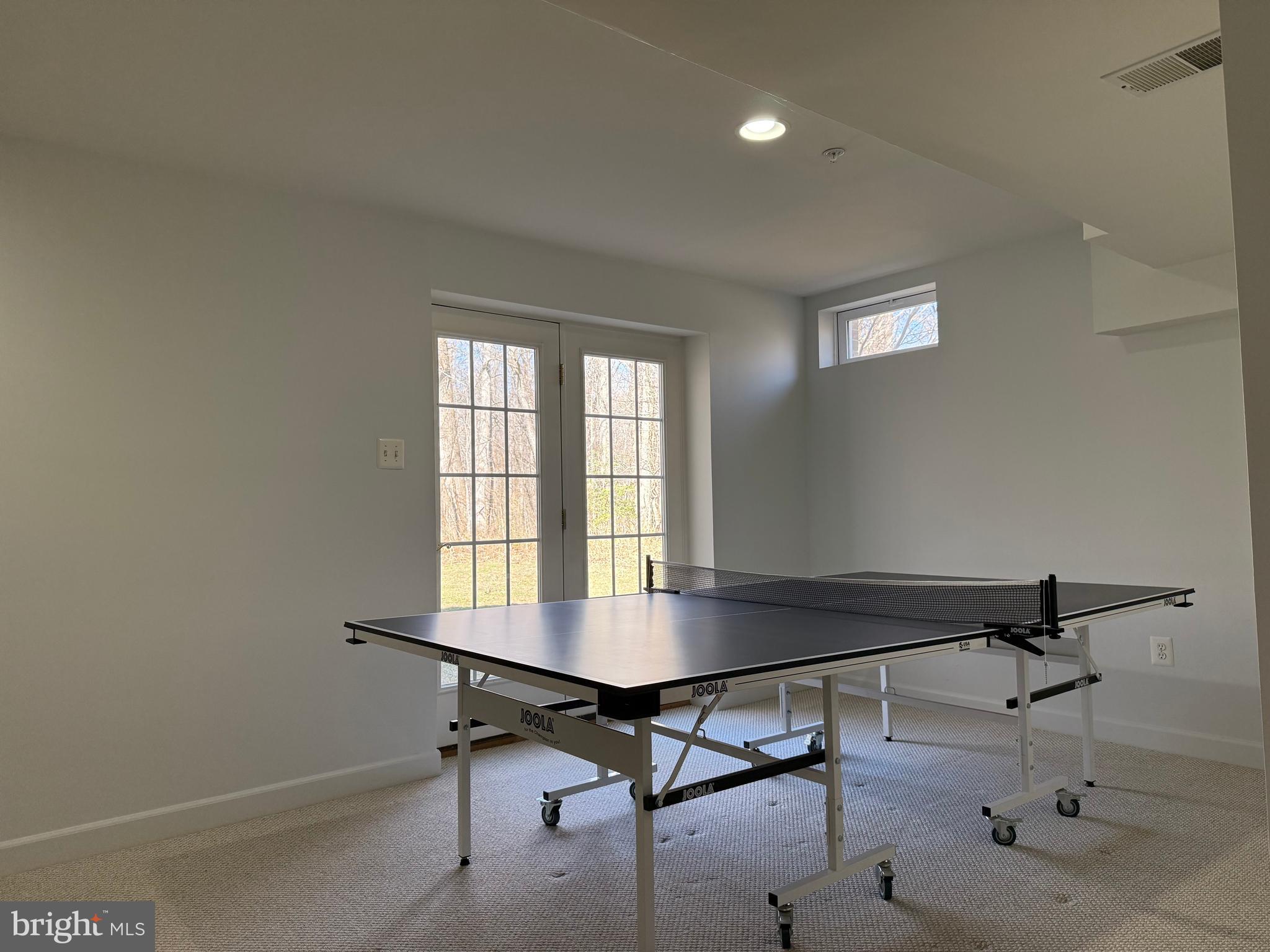 MANSFIELD ESTATES - Residential
