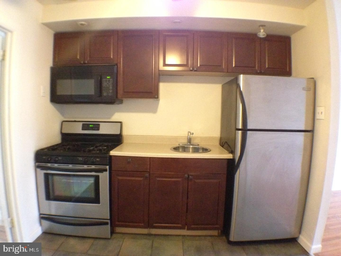 TACONY - Residential Lease